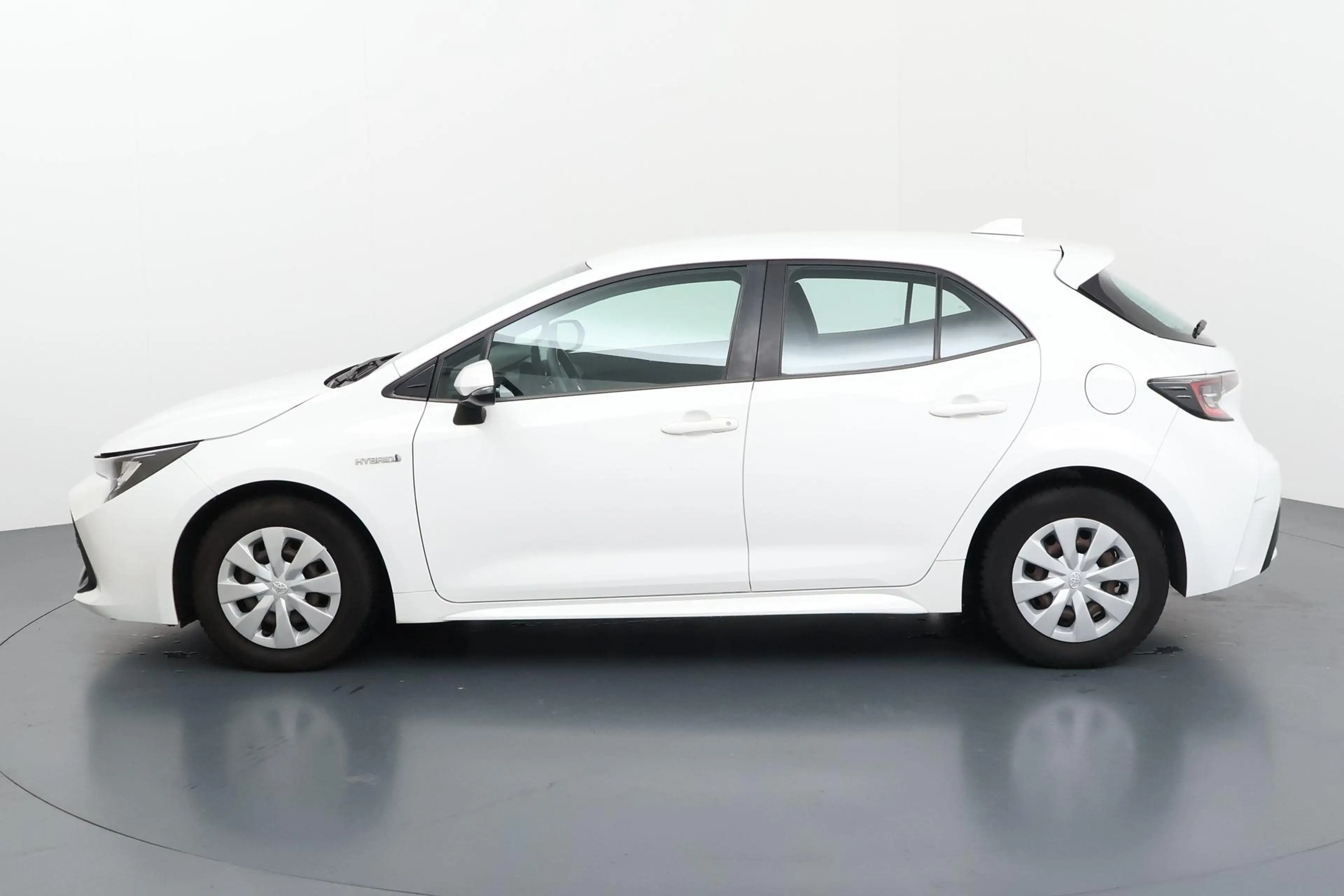 Toyota Corolla 1.8 Hybrid Comfort Zuinige hybride met een uitstek — photo 12