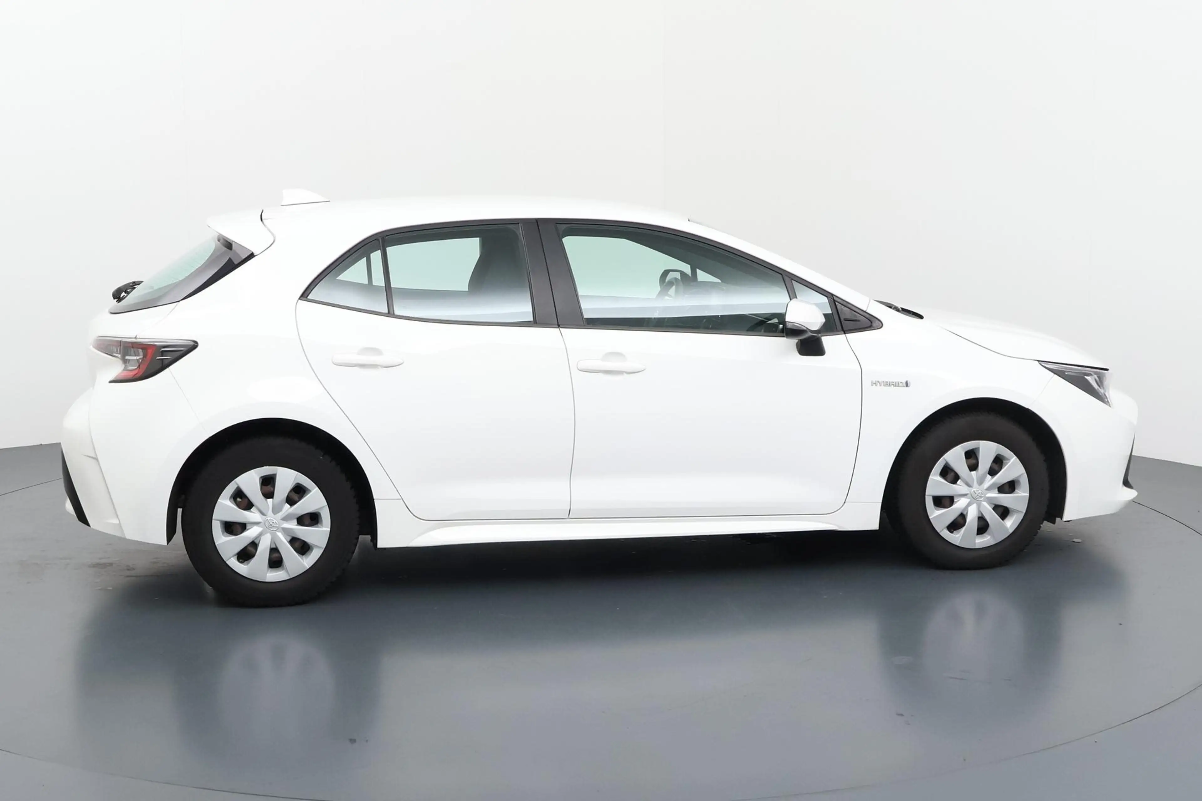 Toyota Corolla 1.8 Hybrid Comfort Zuinige hybride met een uitstek — photo 25