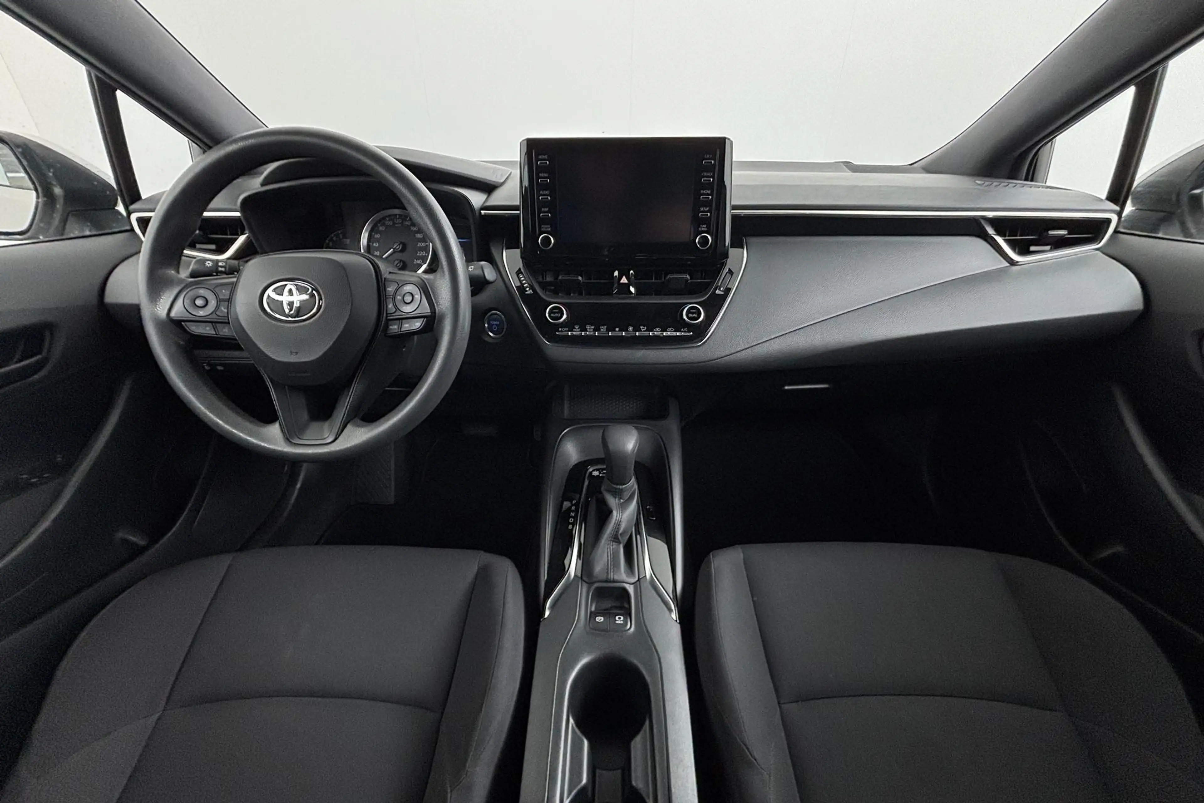 Toyota Corolla 1.8 Hybrid Comfort Zuinige hybride met een uitstek — photo 2