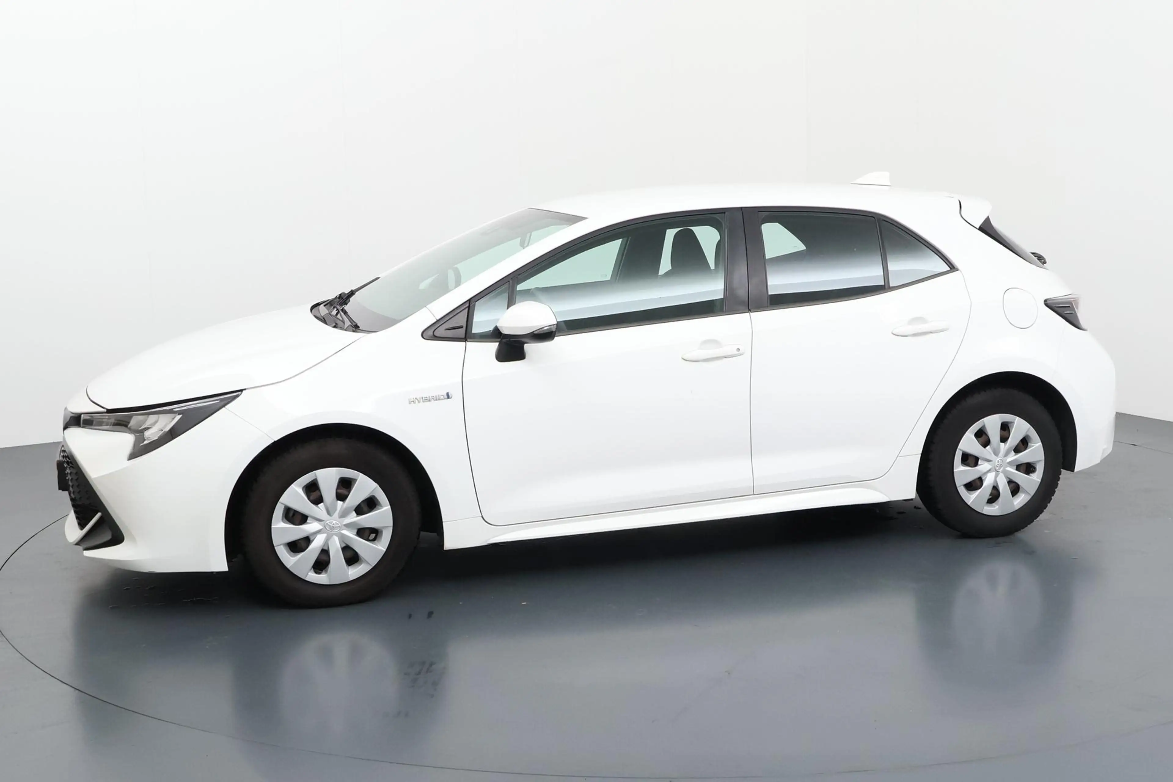 Toyota Corolla 1.8 Hybrid Comfort Zuinige hybride met een uitstek — photo 20