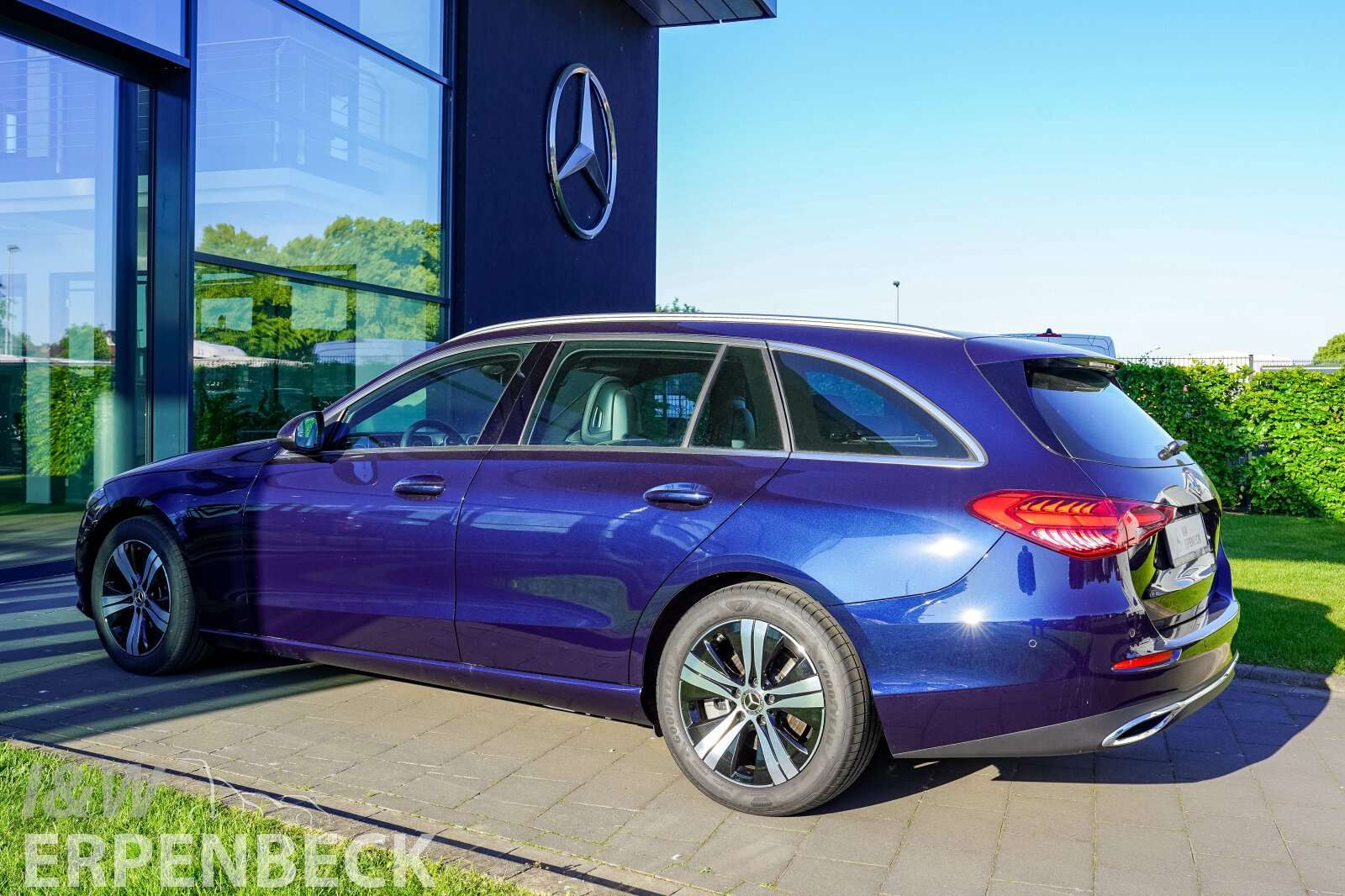 Mercedes-Benz C 220