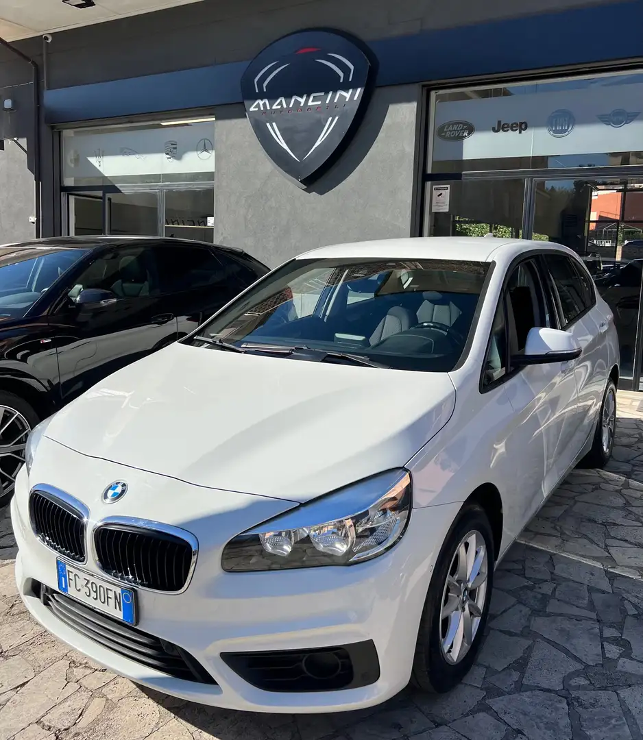 BMW 218 Serie 2  218d Active Tourer Sport auto Blanc - 1