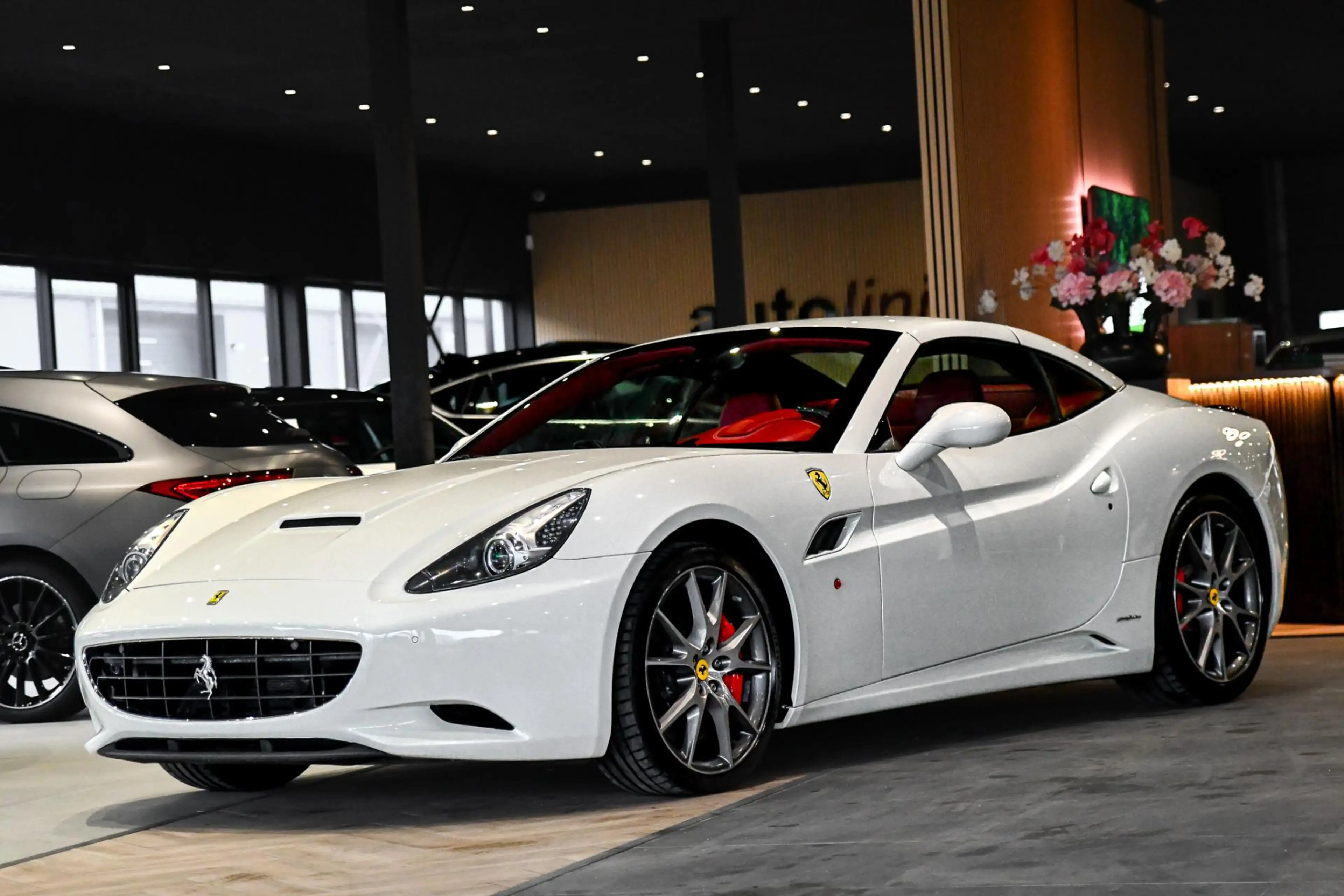 Ferrari California 4.3 V8 30. F1, 490PK, Carbon, Driver Zone, Keramis — photo 3