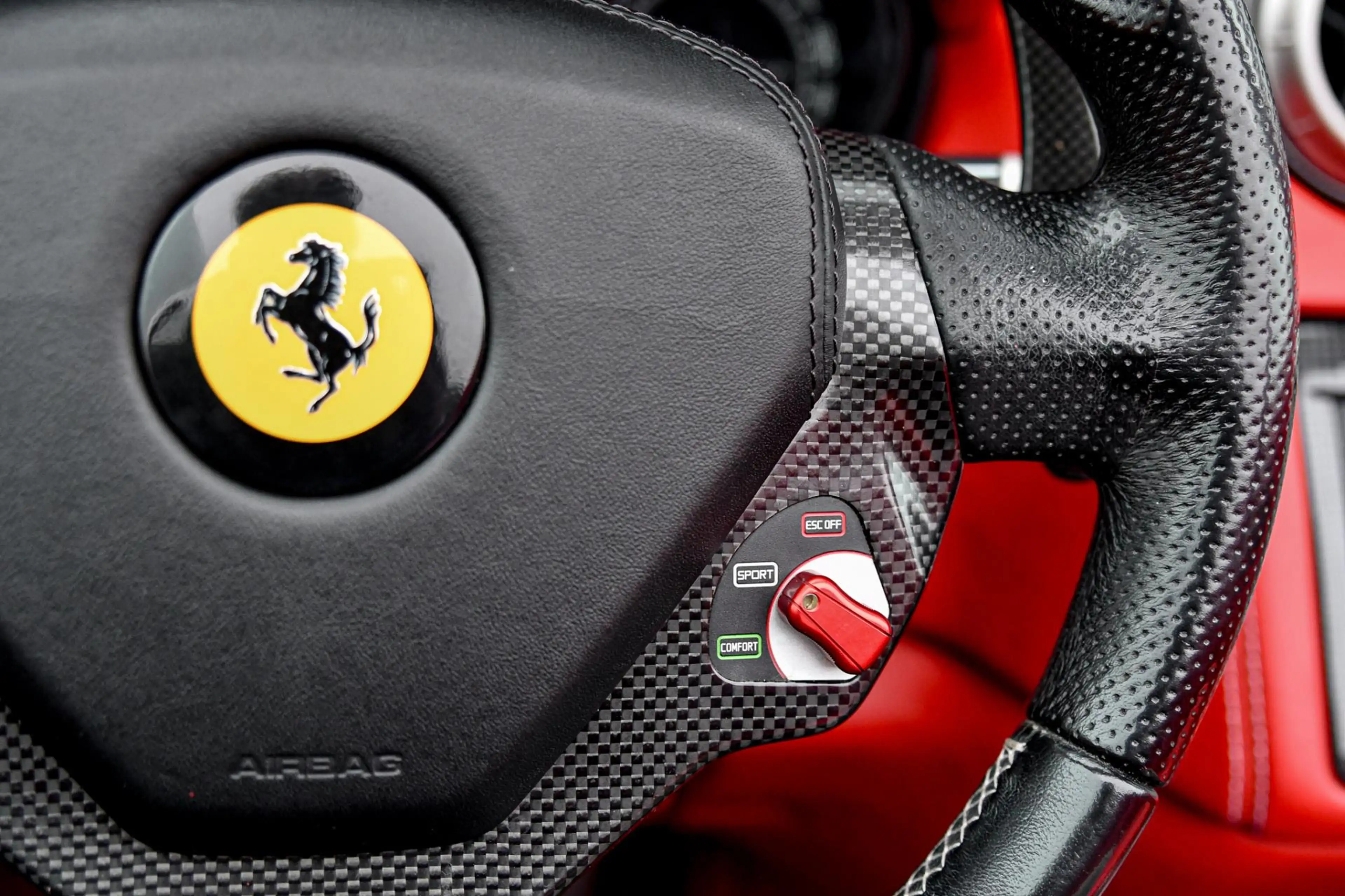 Ferrari California 4.3 V8 30. F1, 490PK, Carbon, Driver Zone, Keramis — photo 32