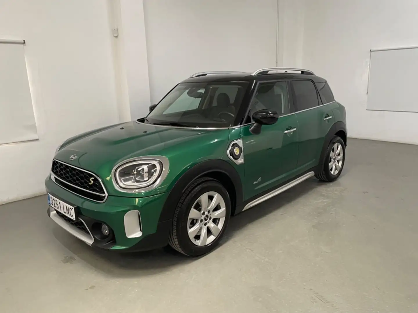 MINI Cooper Countryman SE ALL4 AUT. Verde - 2
