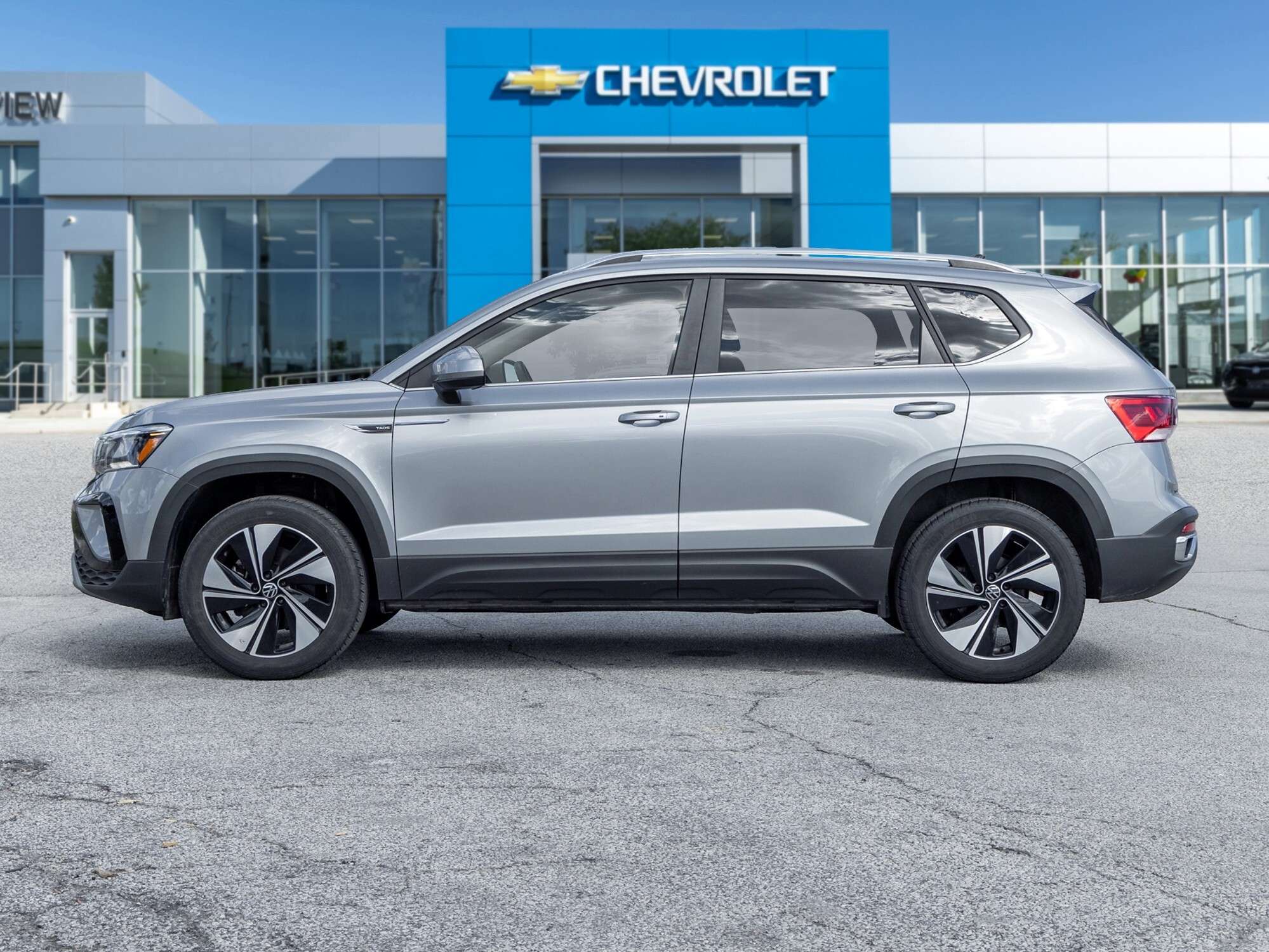 2024 Volkswagen Taos Comfortline Backup Cam | Heated Seats | Bluetooth — снимка 1
