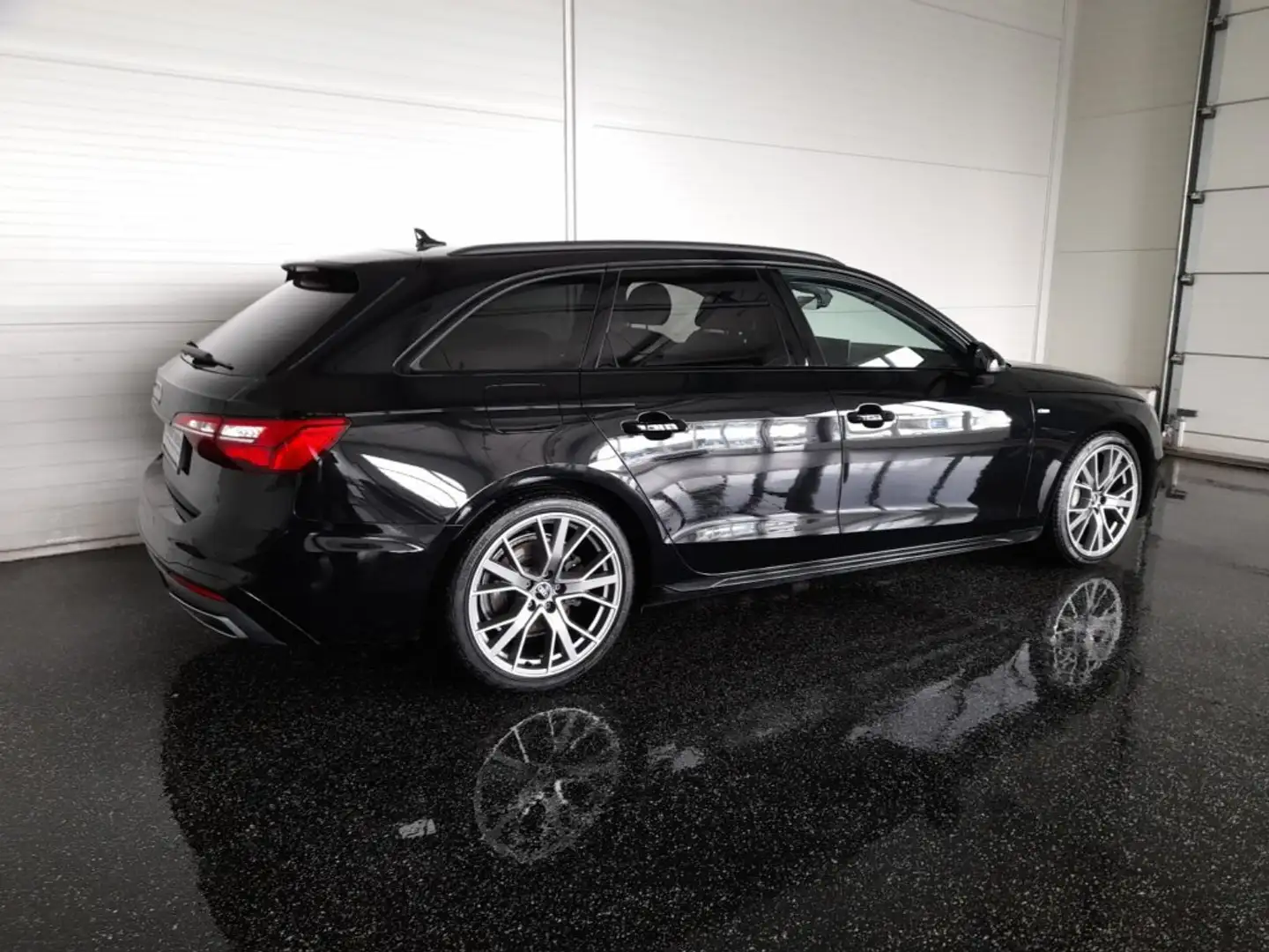 Audi A4 Avant S-LINE 40 TDI S-tr *19 ZOLL / VOLL-LED MIT FLA / NAVI / AHV & KAMERA / OPTIKPAKET SCHWARZ / 3-ZONEN-KLIMA* Schwarz - 2