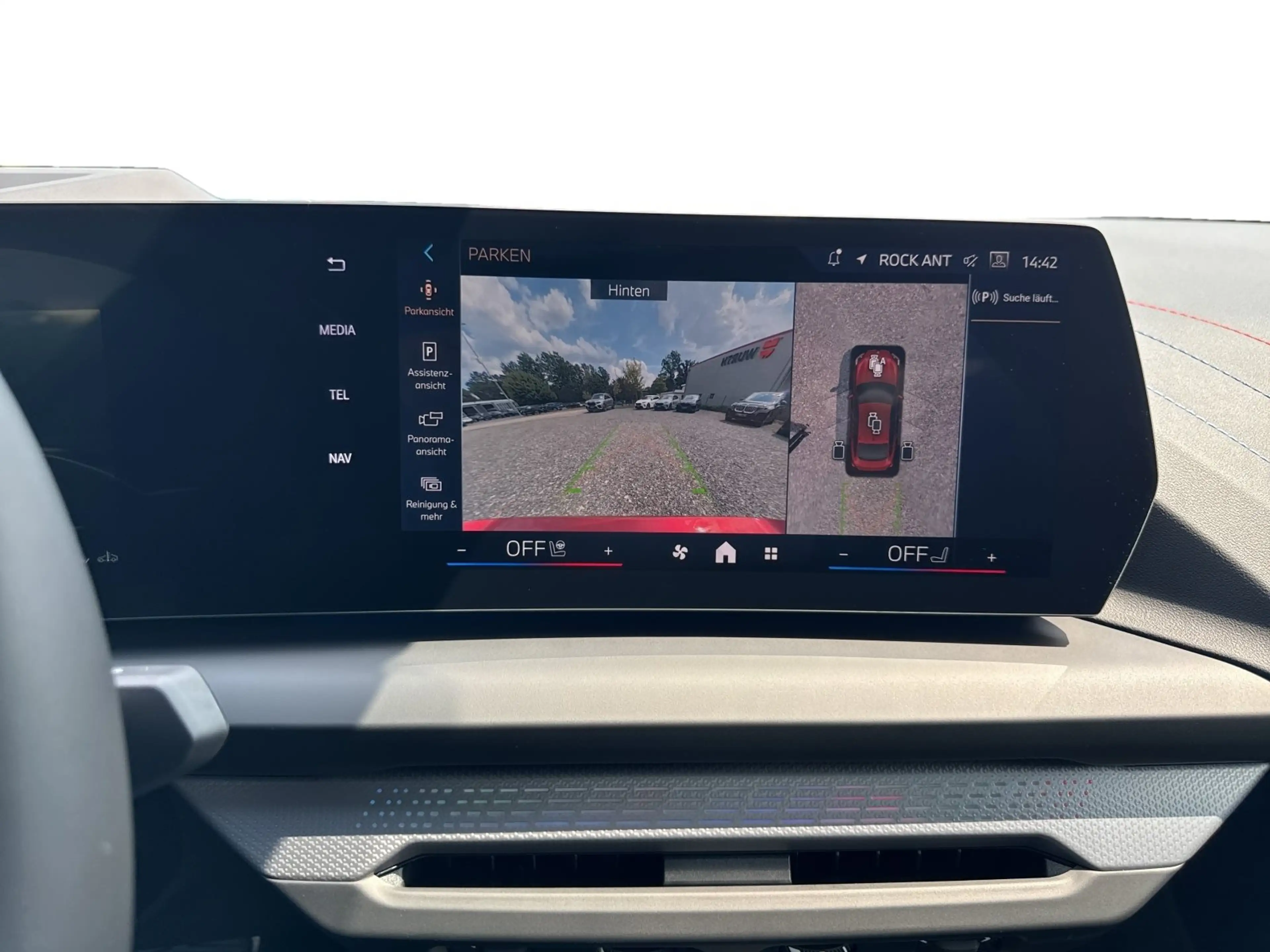 BMW 220 360° HEAD-UP PANO RFK LENKRADHZ SPORTSITZE — photo 12