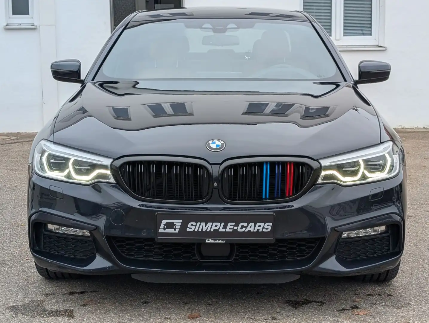 BMW 540 d xDrive M Sport*ADF*Individual*Soft-Close* Schwarz - 1