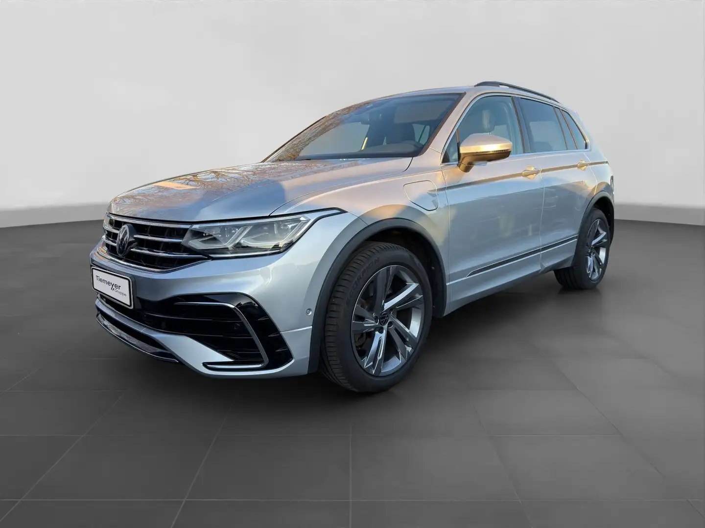 Volkswagen Tiguan 1.4 eHybrid R-LINE MATRIX KAMERA LM19 AHK Silber - 2
