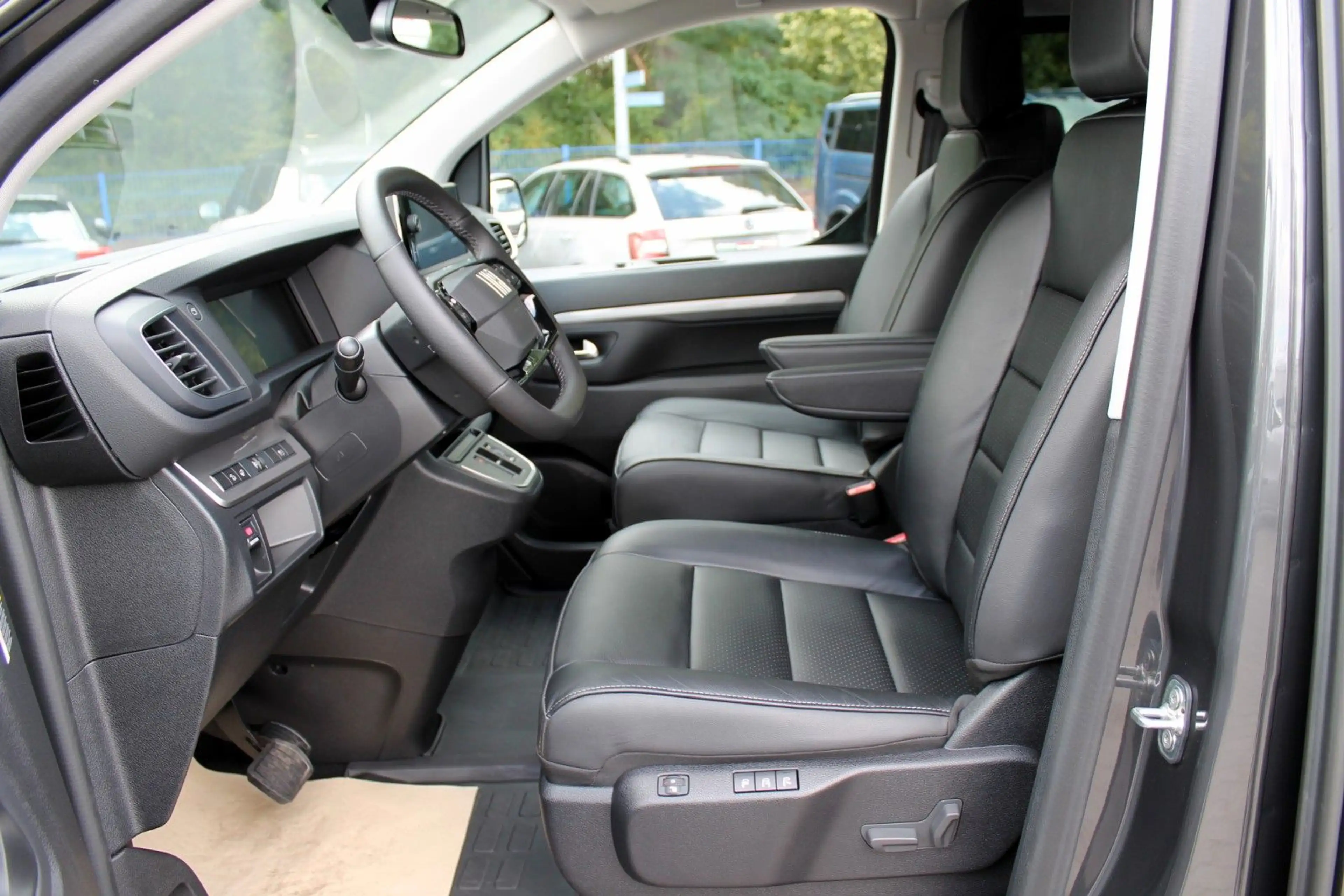 Fiat Ulysse 180 L3 Top,Standh.Pano,AHK,ACC,SHZ,8-fach — photo 5