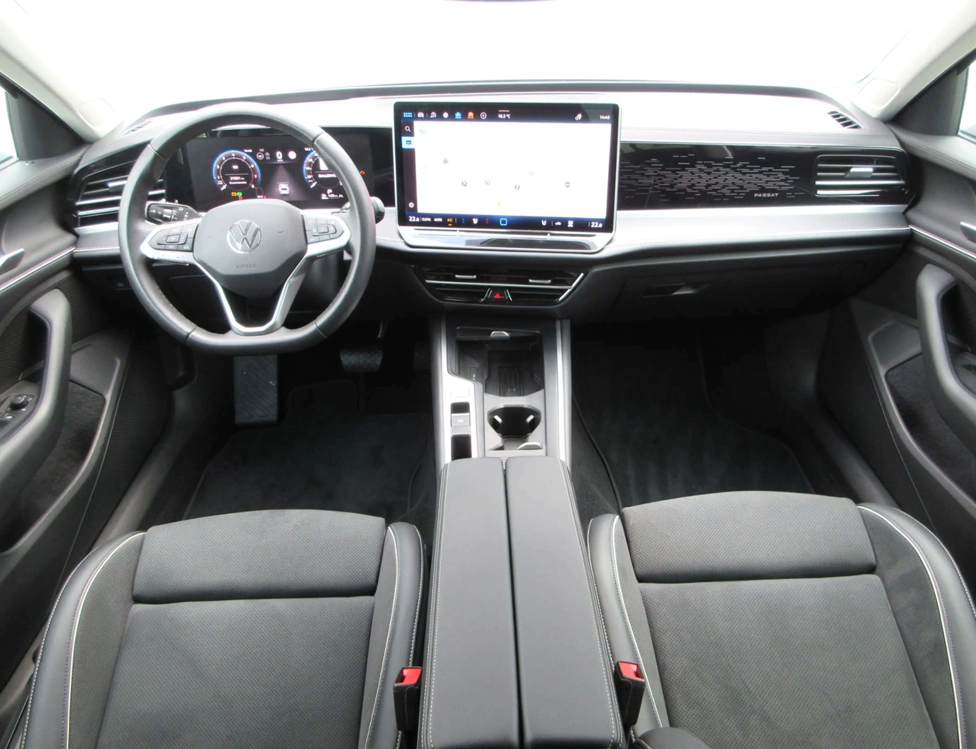 Volkswagen Passat Variant 1.5 eTSI DSG IQ.DRIVE-PAKET/17-ZOLL+DCC-PRO/AHK/M — photo 5