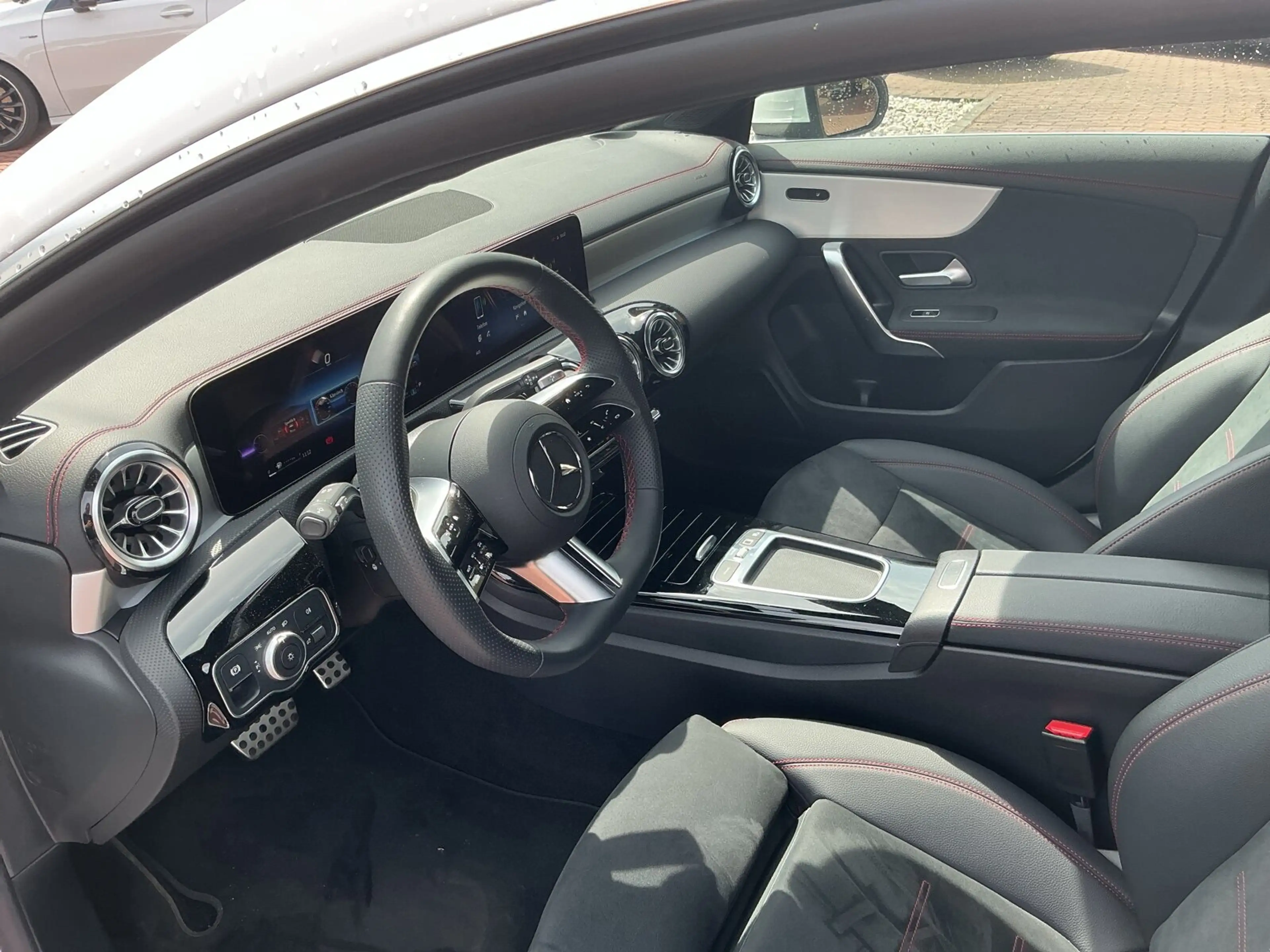Mercedes-Benz CLA 200 CLA 200 SB AMG PanoD RüKam Keyless Go Spiegelpak — photo 9