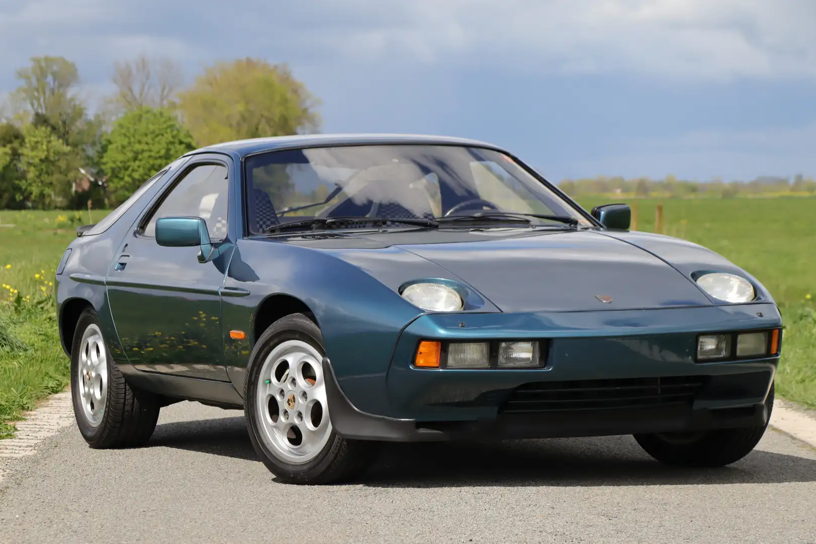 Porsche 928 4.5 Manual - Original Dutch, Low Mileage Albastru - 1