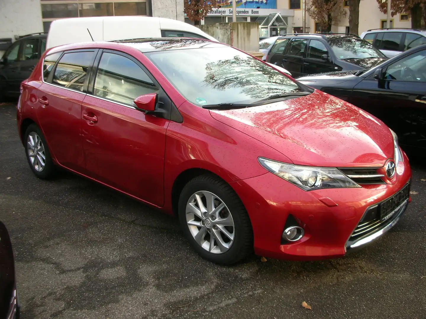 Toyota Auris Automatik 1.6 Executive *29.000km Rouge - 1