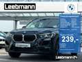 BMW X1 sDrive20i DKG Sport Line NAVI 2 JAHRE GARANTIE Zwart - thumbnail 1