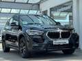 BMW X1 sDrive20i DKG Sport Line NAVI 2 JAHRE GARANTIE Zwart - thumbnail 3