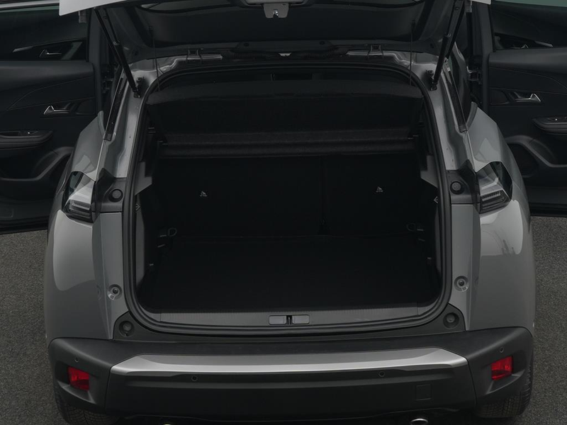 Peugeot 2008 ALLURE HYBRID 145 e-DSC6 — photo 8