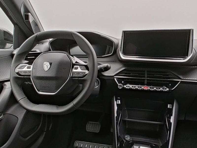 Peugeot 2008 ALLURE HYBRID 145 e-DSC6 — photo 13