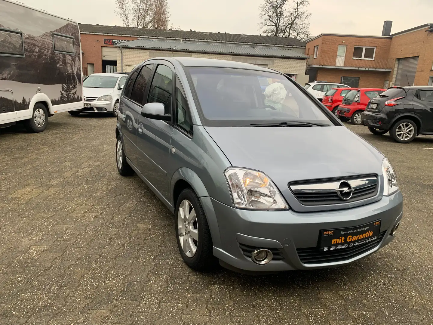 Opel Meriva INNOVATION/Klima/AHK/PDC Grau - 1