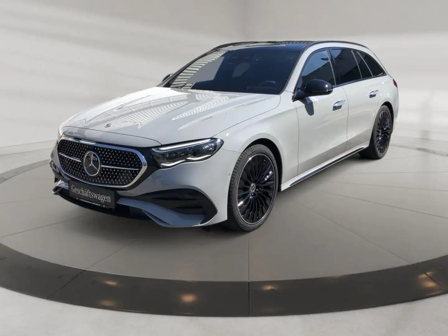 Mercedes-Benz E 450 d 4MATIC T-Modell AMG+MBUX+Burm+Night+AHK Grau - 2