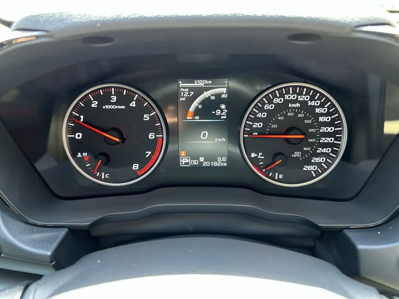 Subaru WRX снимка Subaru WRX