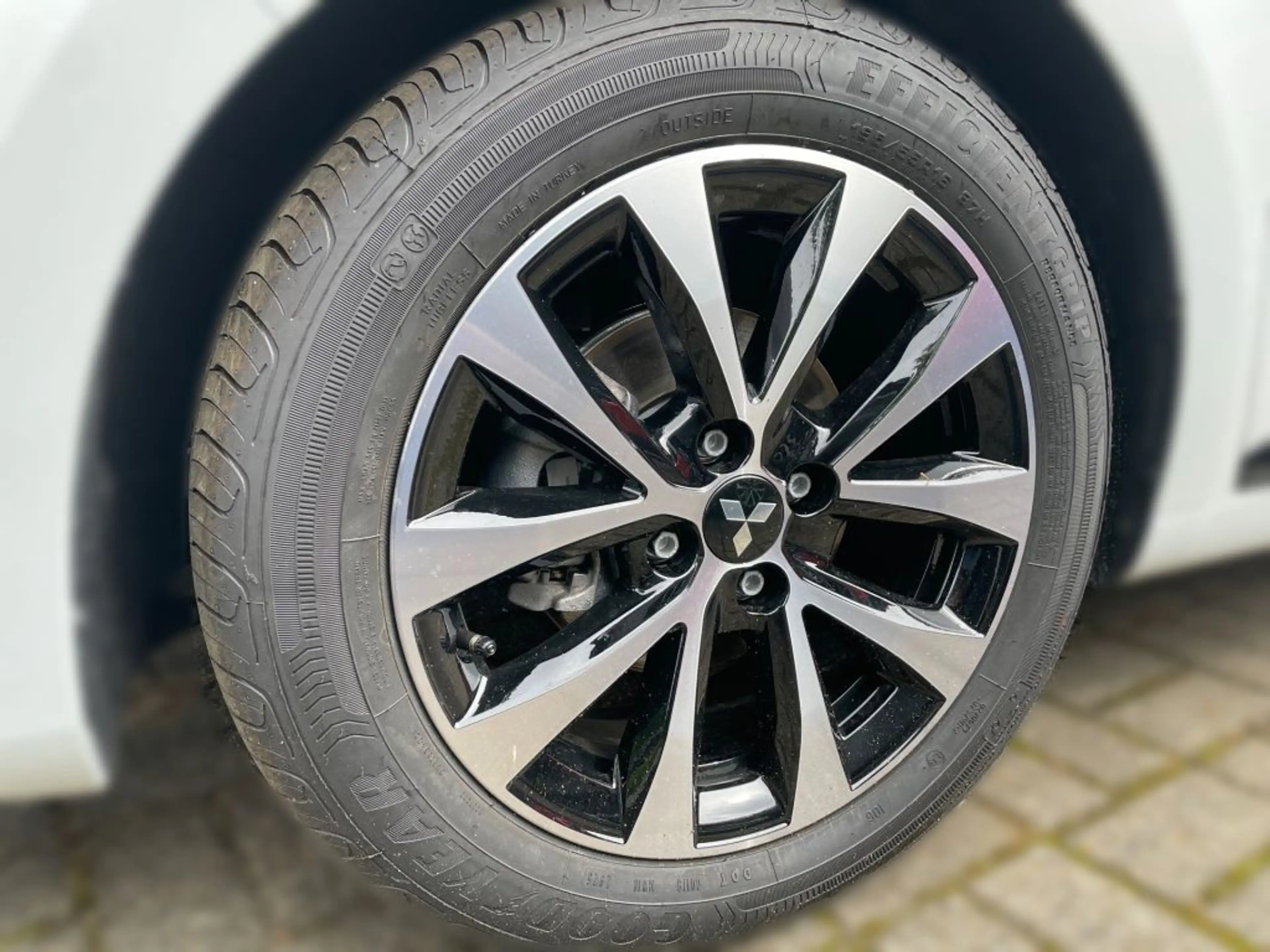 Mitsubishi Colt 1.0 Turbo PLUS — photo 6