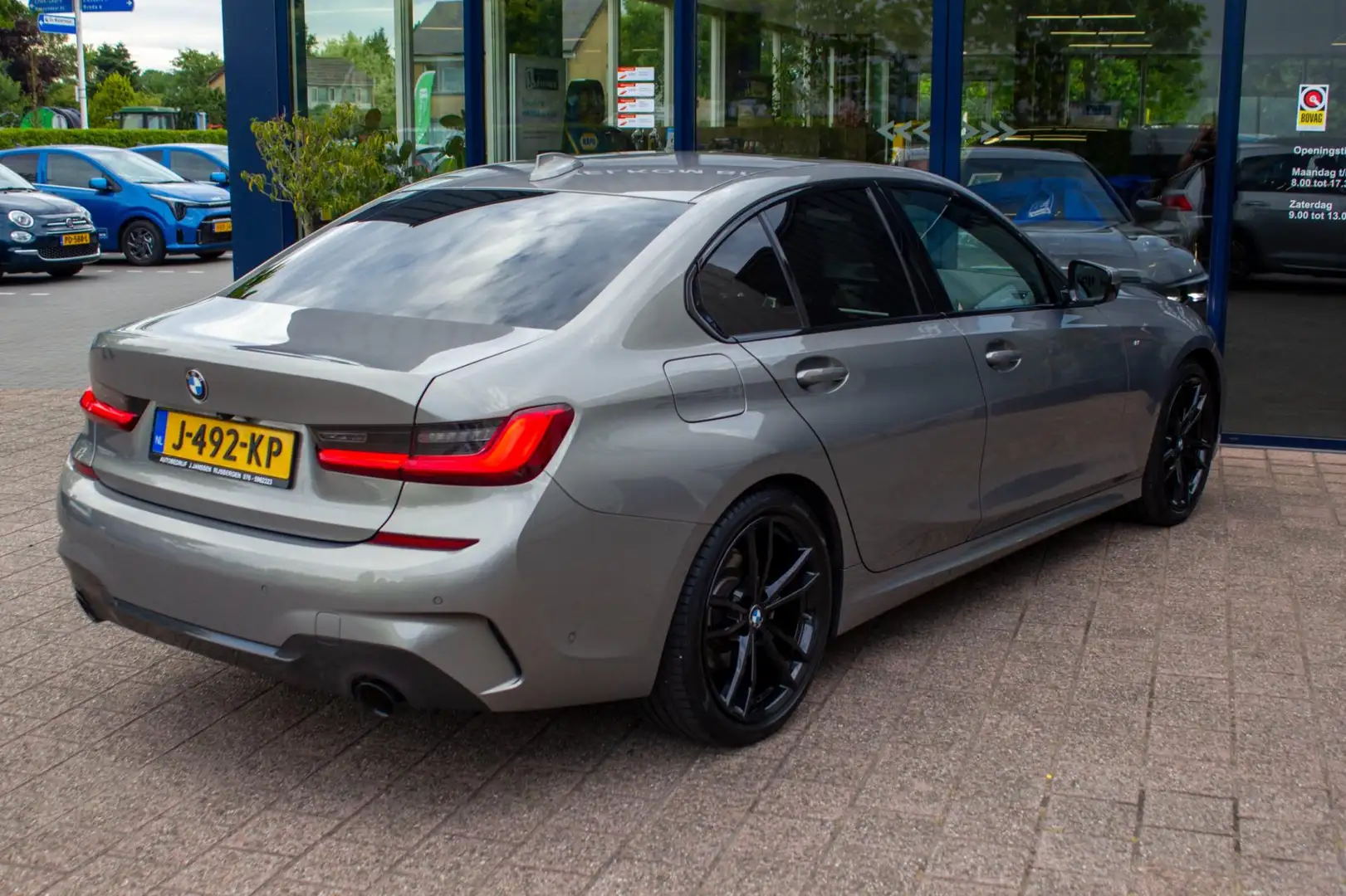 BMW 318 3-serie 318i Executive Edition|Prijs incl. 12 mnd Gris - 2