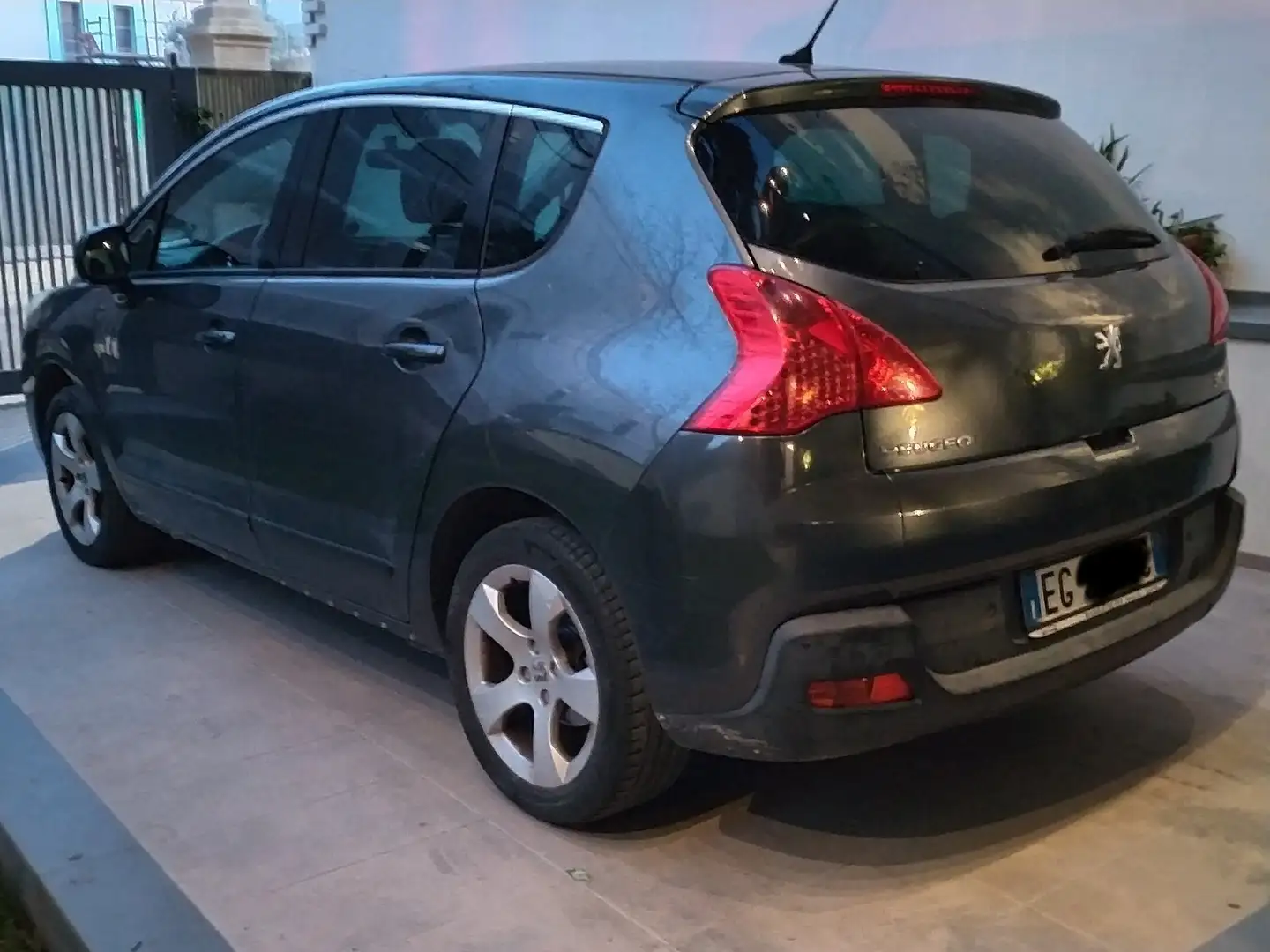 Peugeot 3008 1.6 hdi 16v Business robot fap Verde - 2