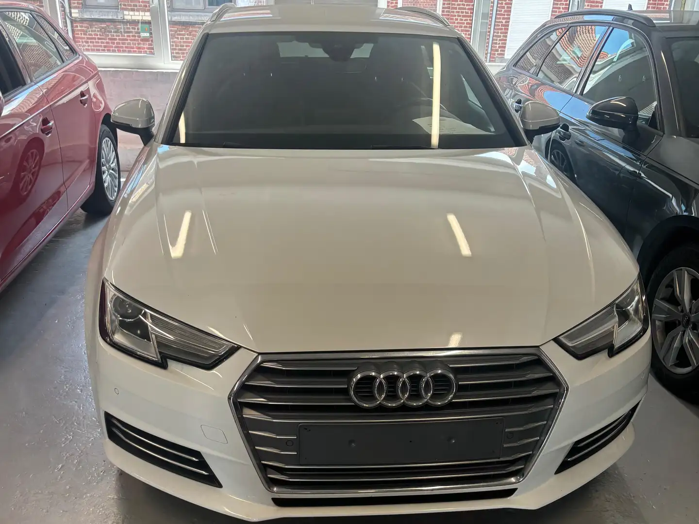Audi A4 A4 Avant 35 TDi Bus.Edit. Sport S tron.(EU6d-T.) Wit - 1