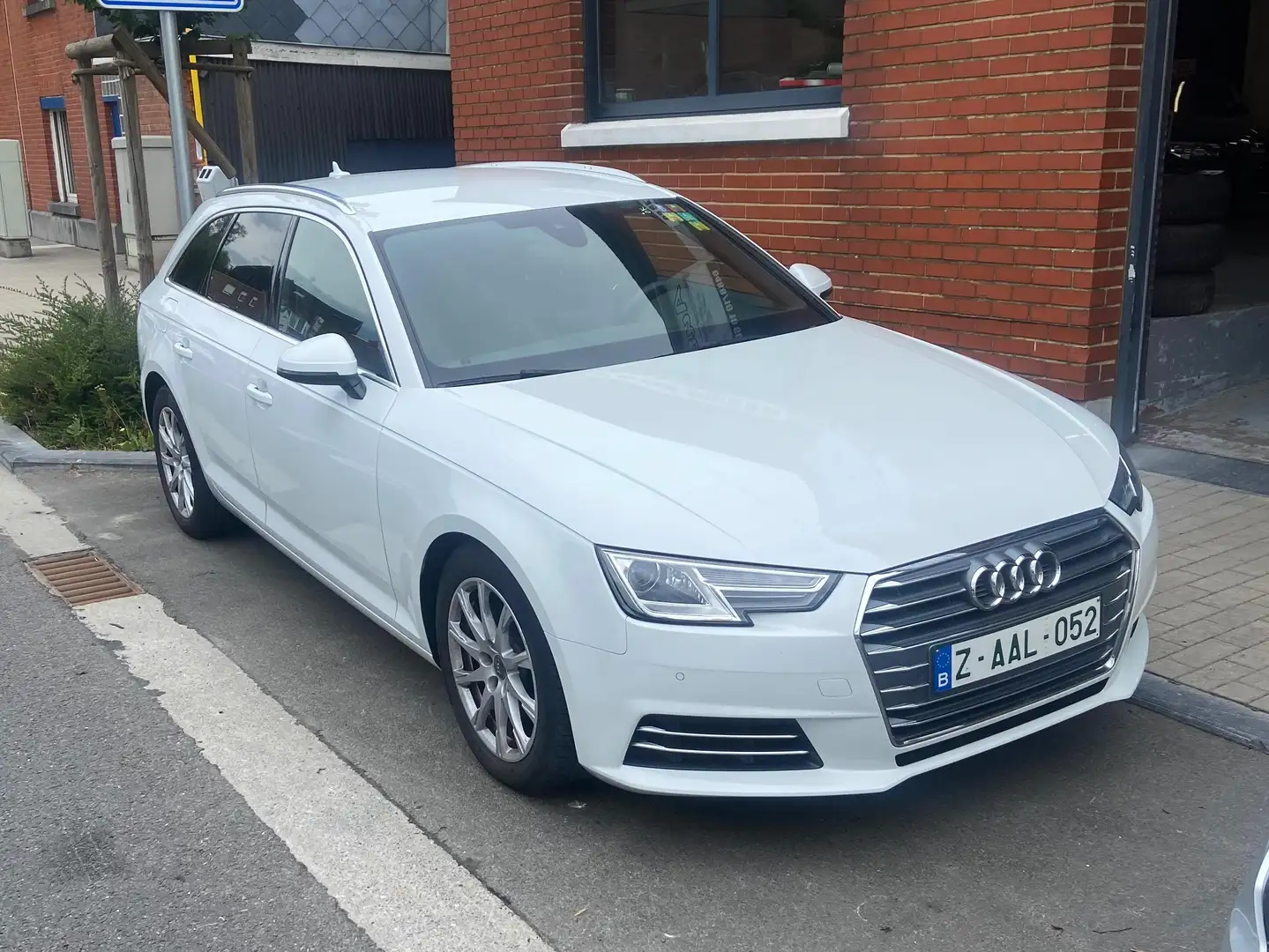 Audi A4 A4 Avant 35 TDi Bus.Edit. Sport S tron.(EU6d-T.) Wit - 2