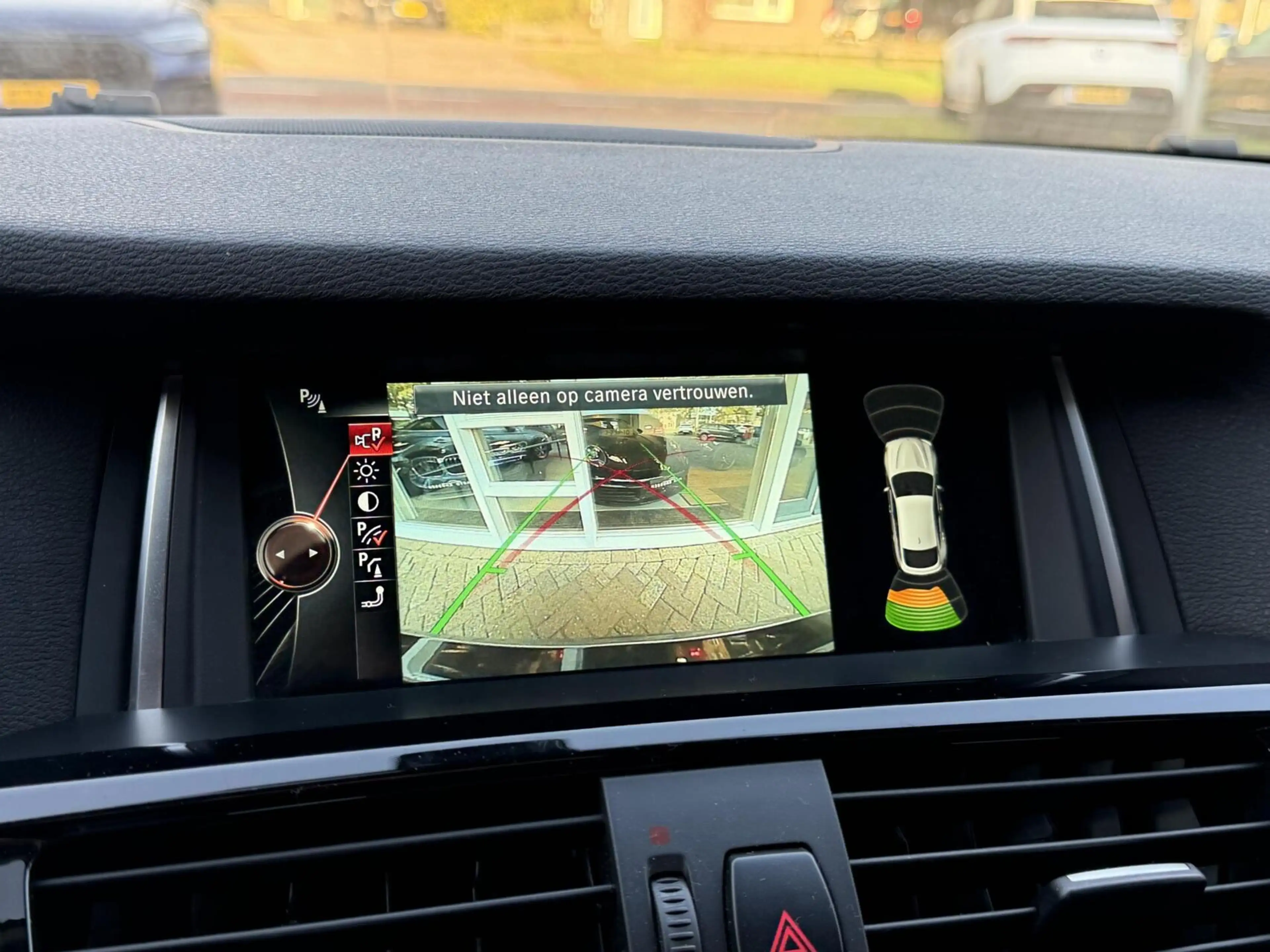 BMW X4 xDrive20d High Executive Led, Leer, Head-Up, Navi, — photo 13
