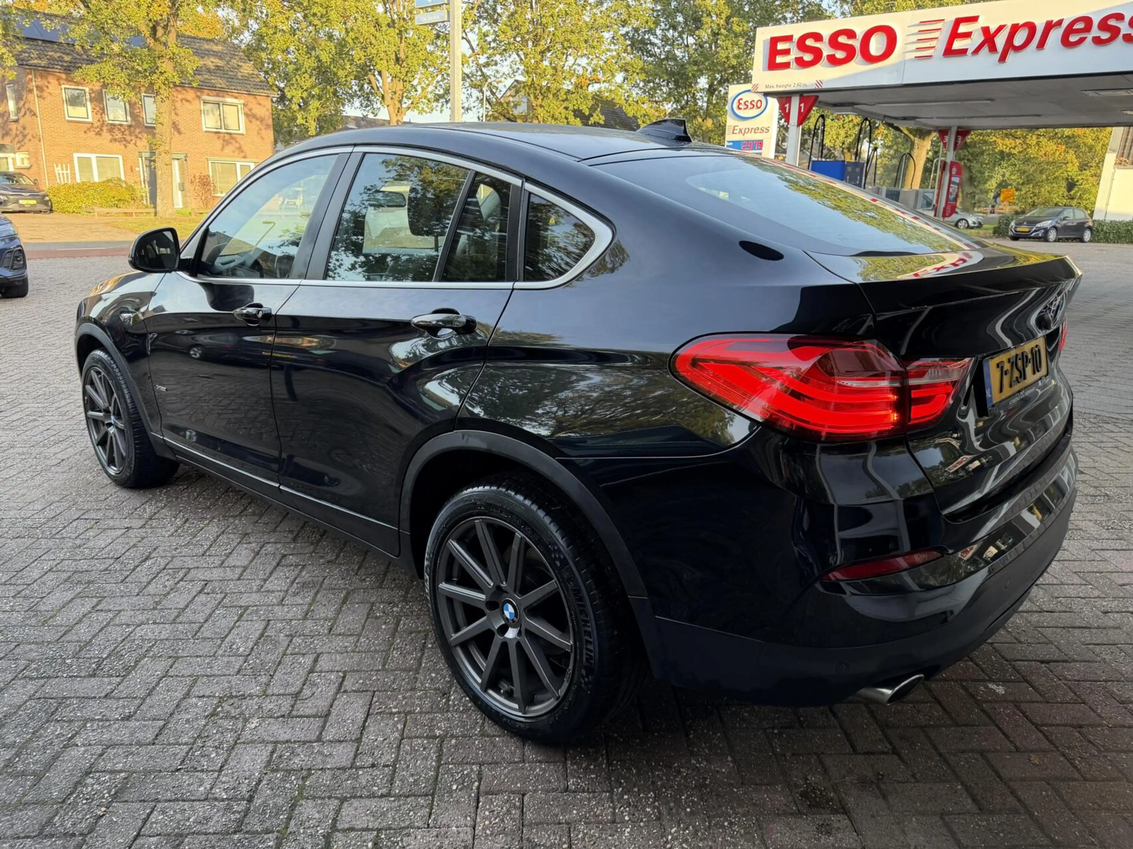 BMW X4 xDrive20d High Executive Led, Leer, Head-Up, Navi, — photo 8
