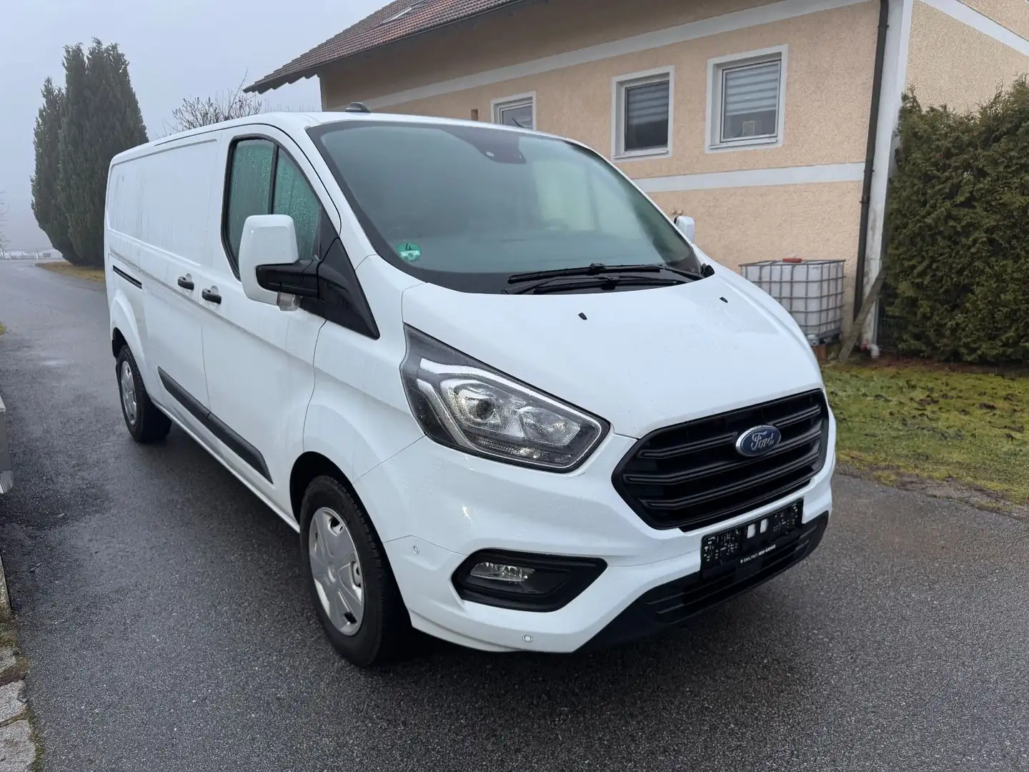 Ford Transit Custom Kasten 320 L2 Trend Weiß - 1