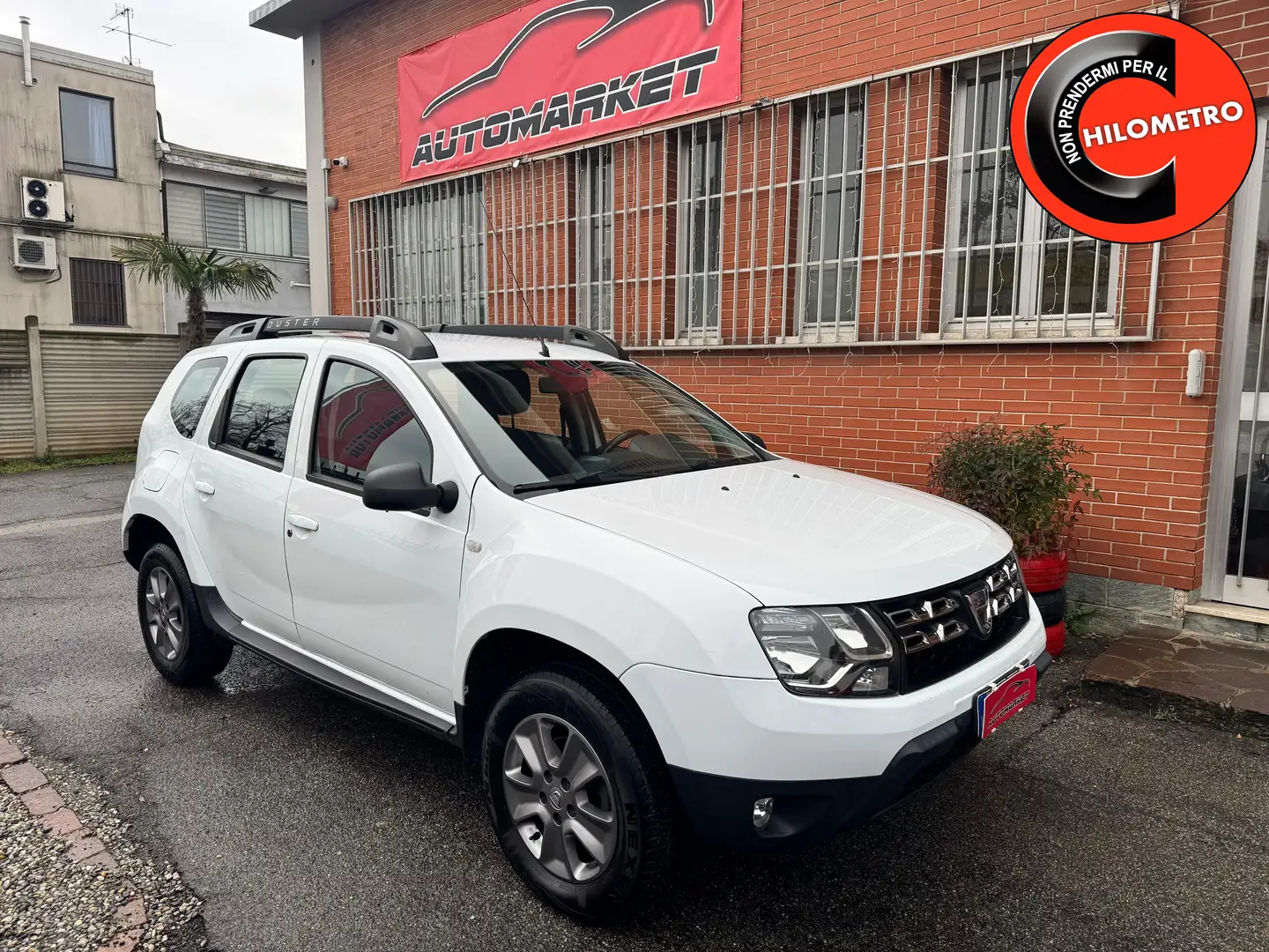 Dacia Duster 1.5 dci Laureate 4x2 110cv Bianco - 1