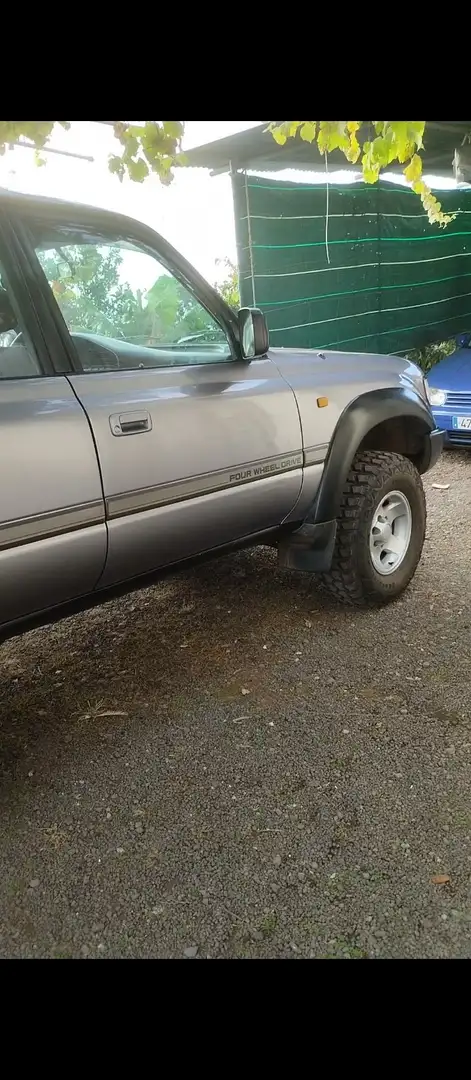 Toyota Land Cruiser HDJ 80 Gris - 2