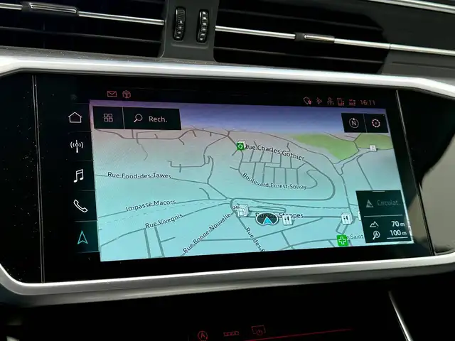 Audi A6 view 8