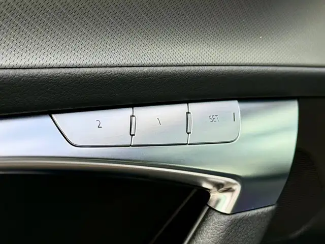 Audi A6 view 27