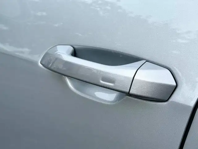 Audi A6 view 3