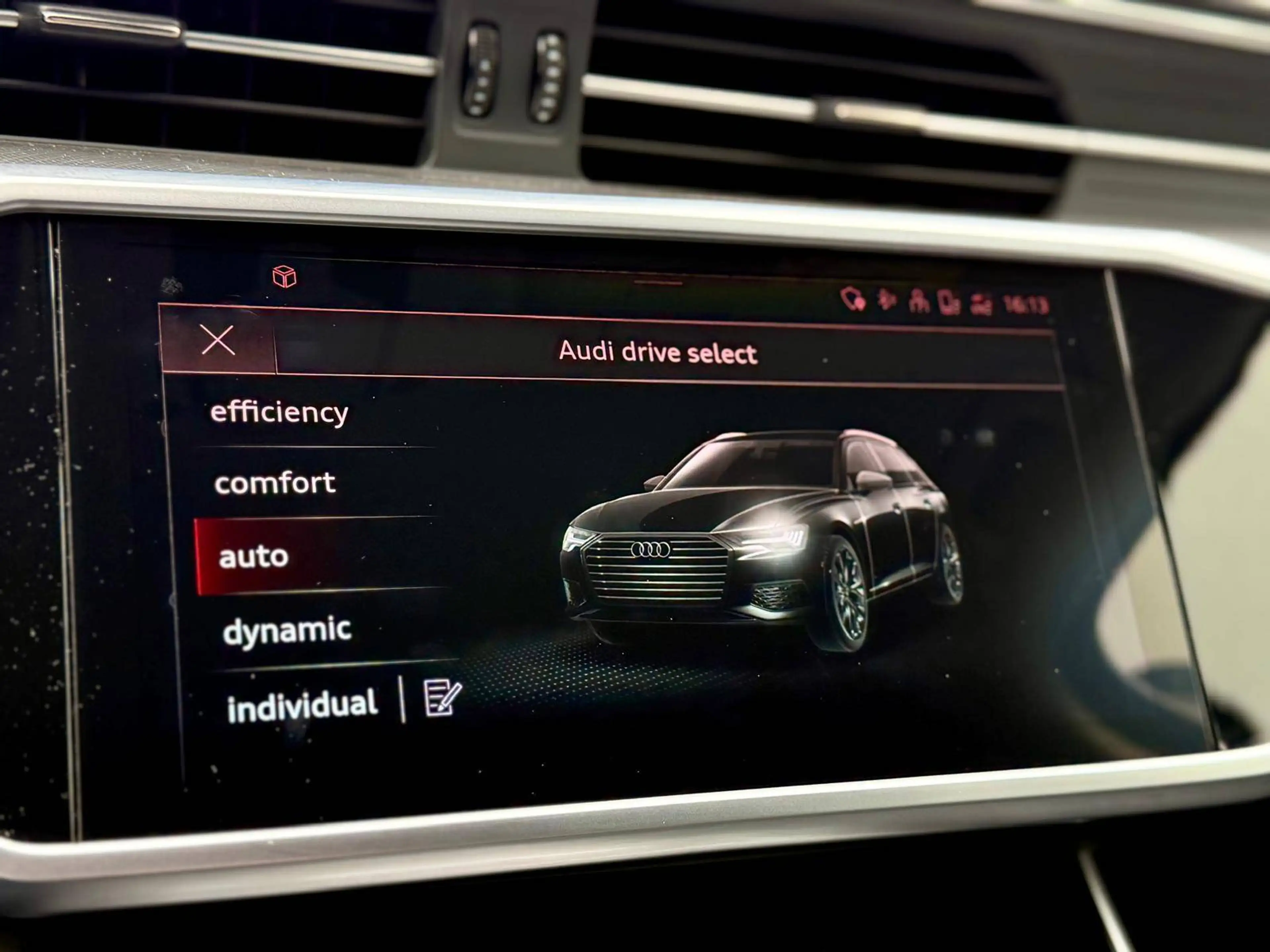 Audi A6 AVANT 2.0 TDI AUTO ALCANTARA PHARES LED GPS CARPLAY CAMERA — photo 11