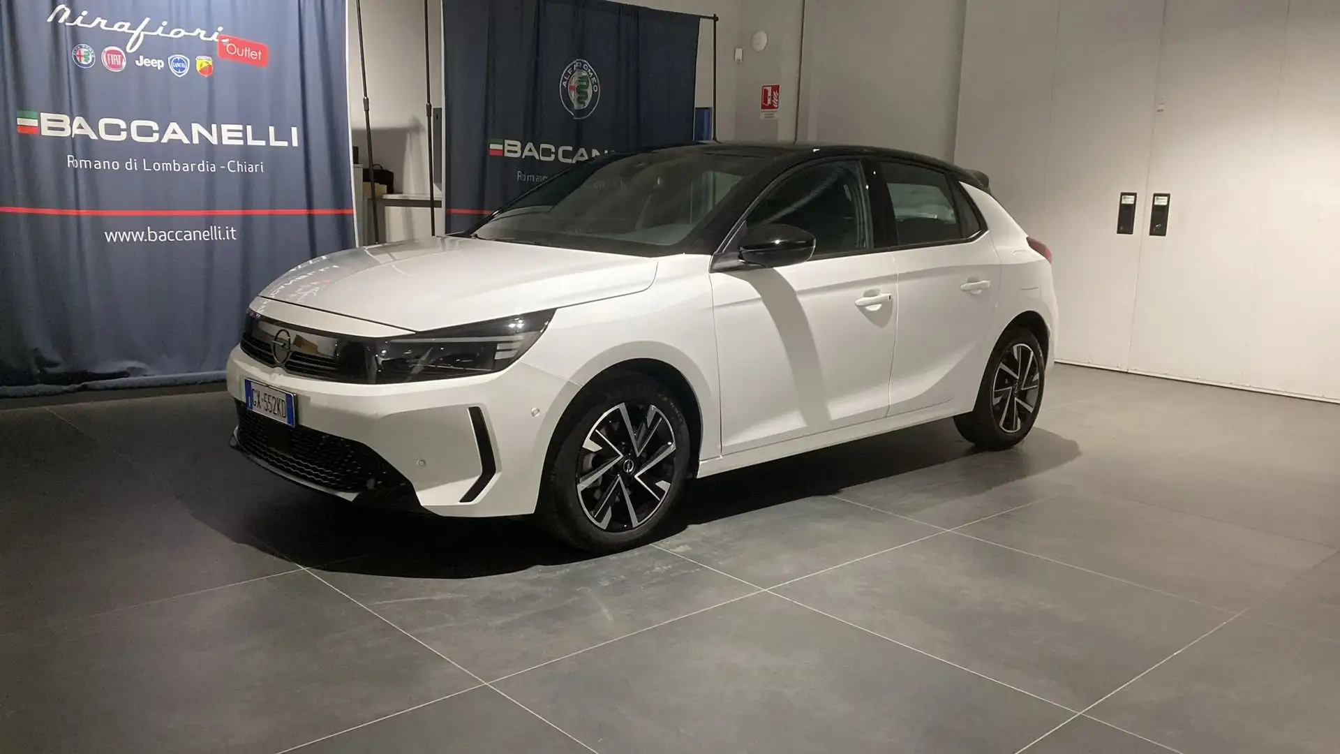 Opel Corsa Corsa Hybrid 100 CV aut. GS Weiß - 1