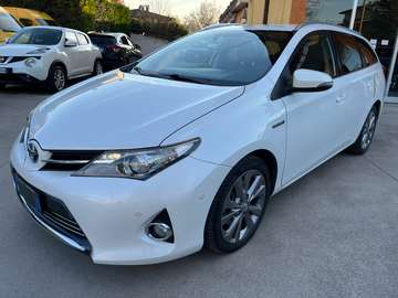 Touring Sport 1.8 hybrid Lounge