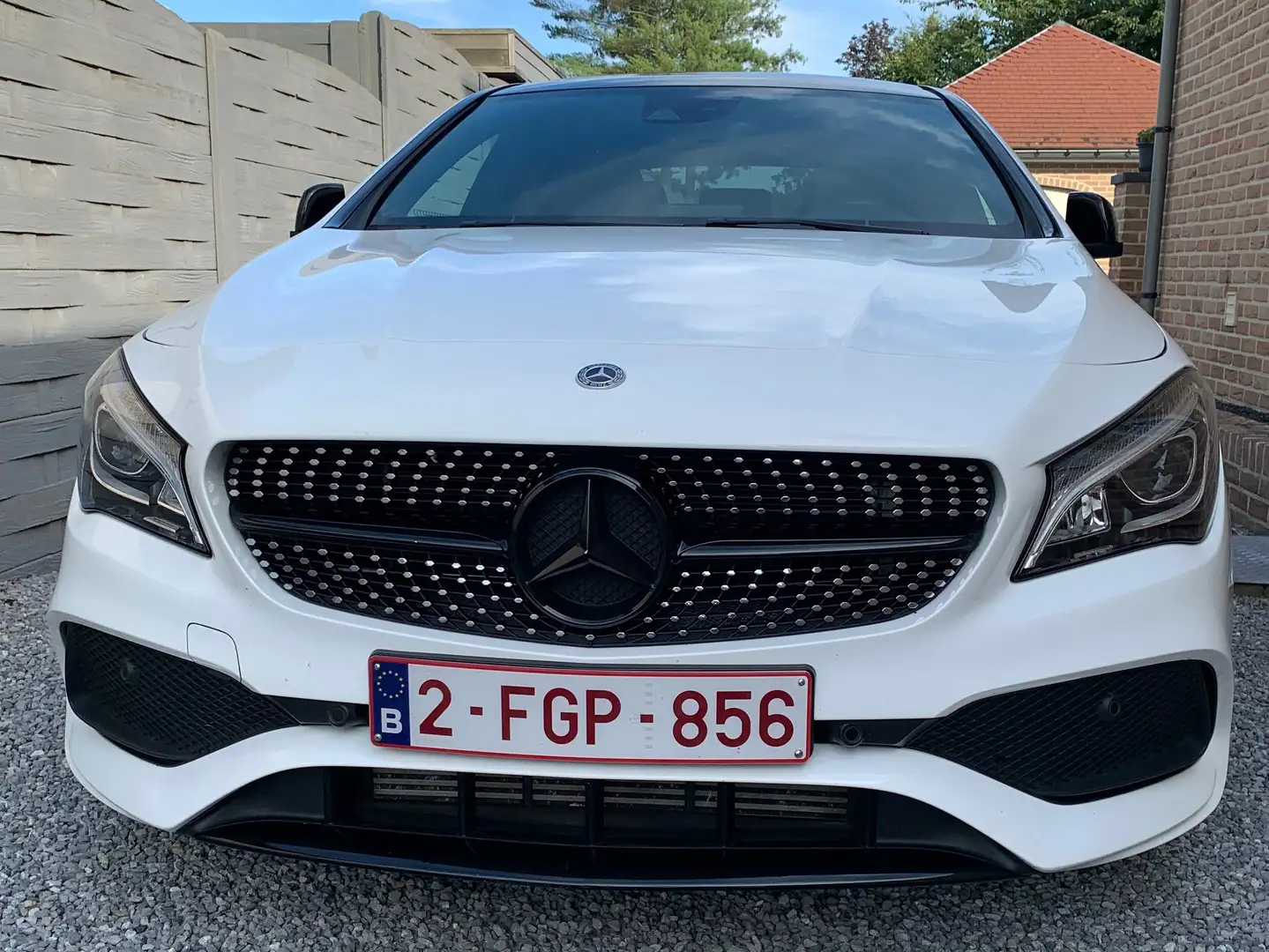 Mercedes-Benz CLA 200 CLA 200 d 4Matic 7G-DCT UrbanStyle Edition Blanc - 2