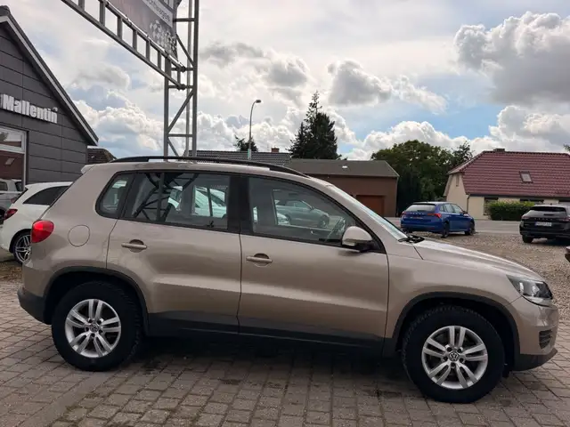Volkswagen Tiguan view 7