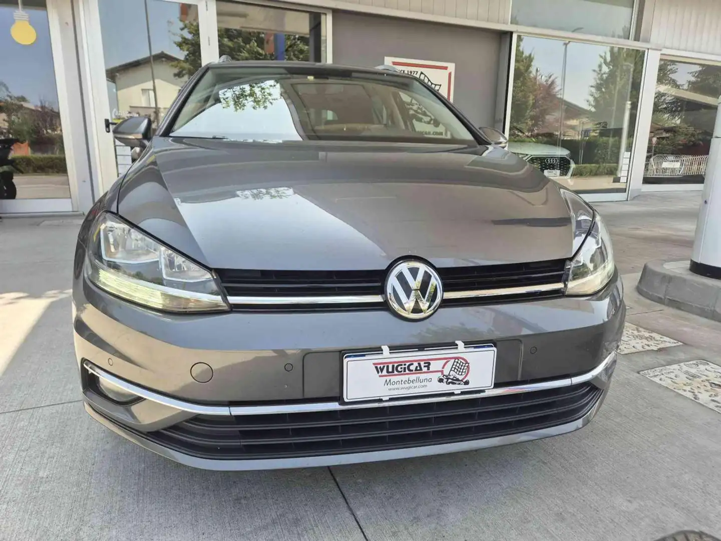 Volkswagen Golf Variant 1.6 TDI 115 CV DSG Highline BlueMotion Tech. Grigio - 2