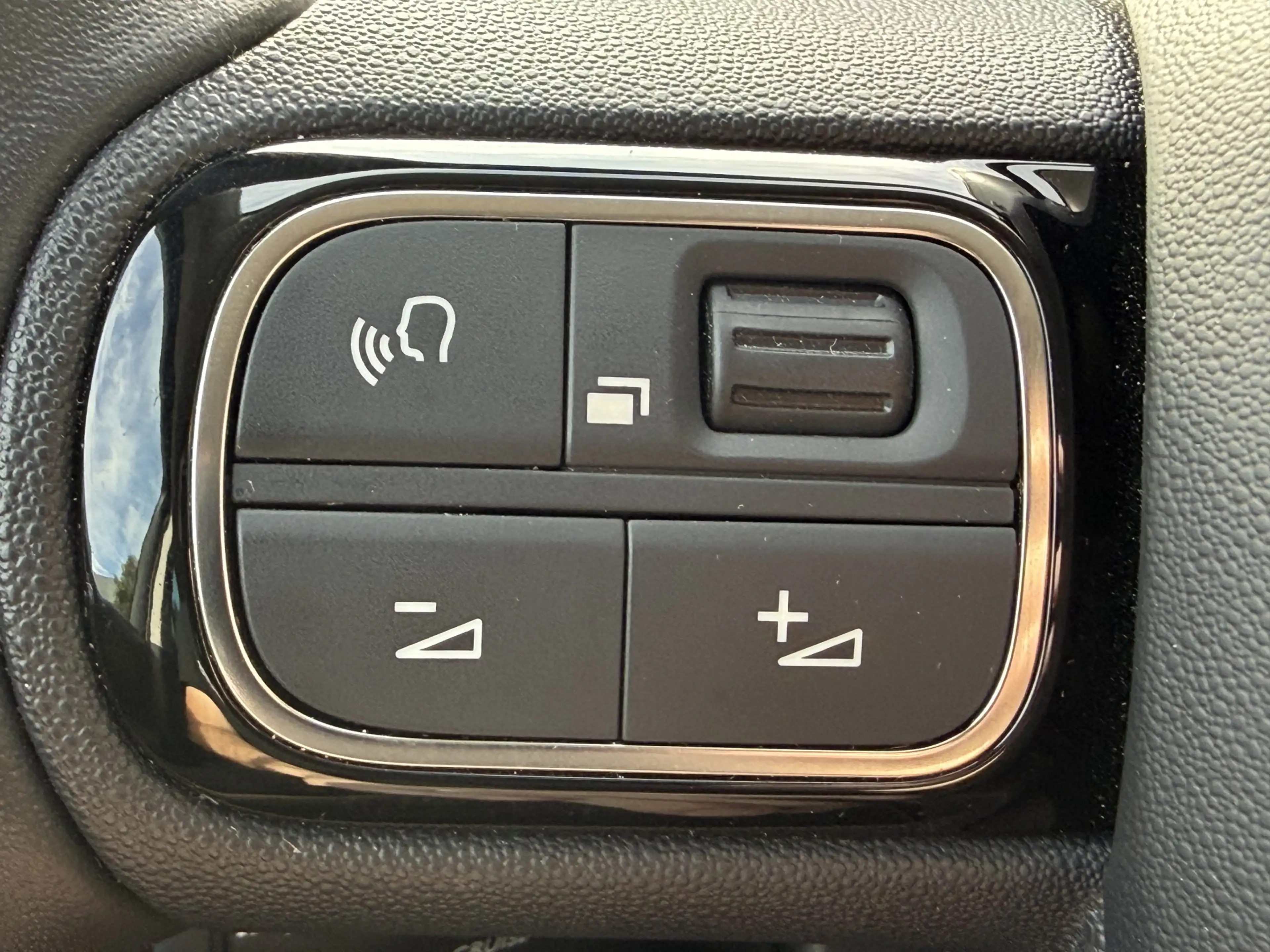 Citroen C3 Aircross 130pk Max (Camera - Keyless Entry - LED - Head up — photo 16