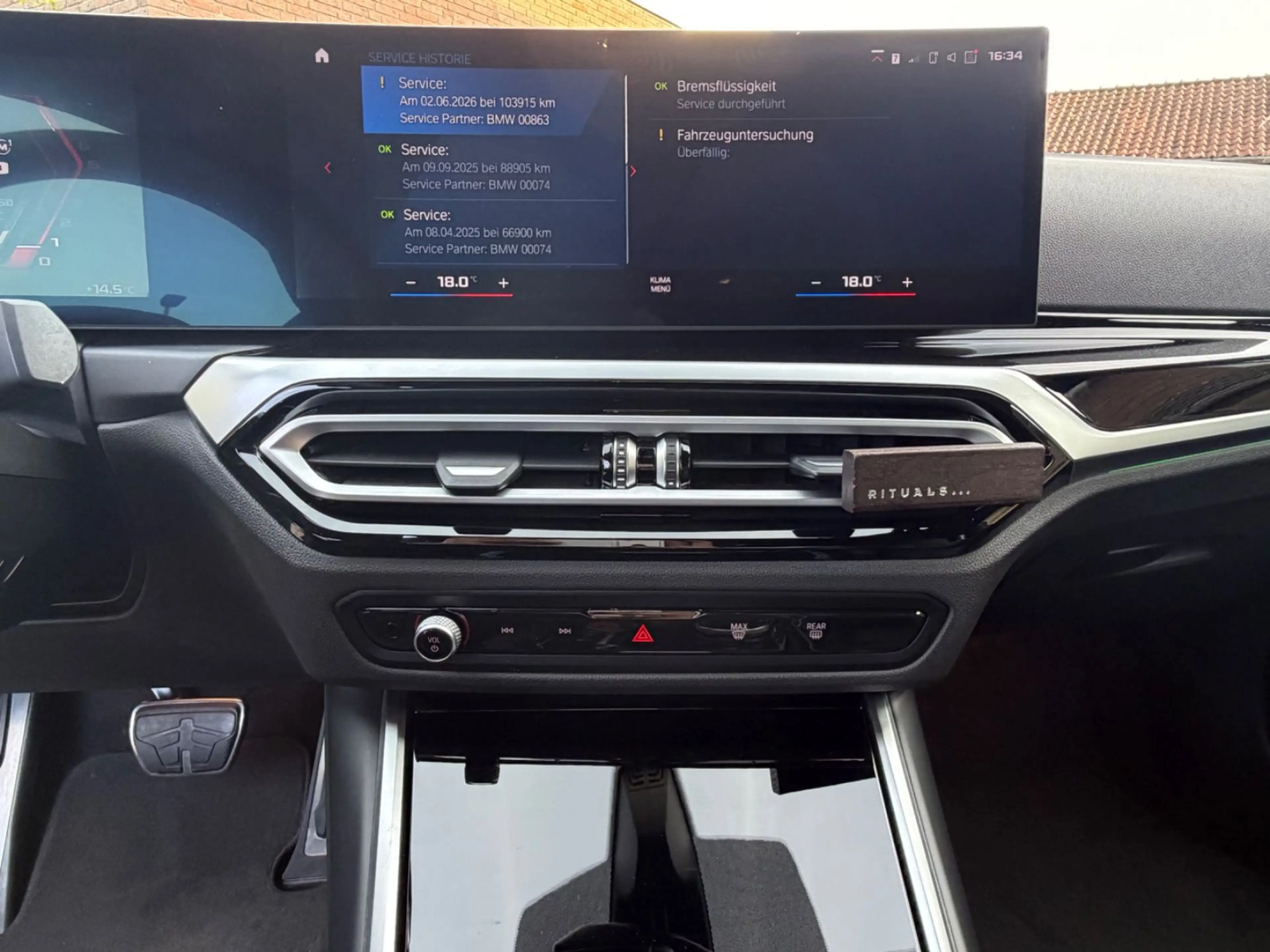 BMW M4 Coupe xDrive Competition Carbon-Dach, HUD, — photo 13