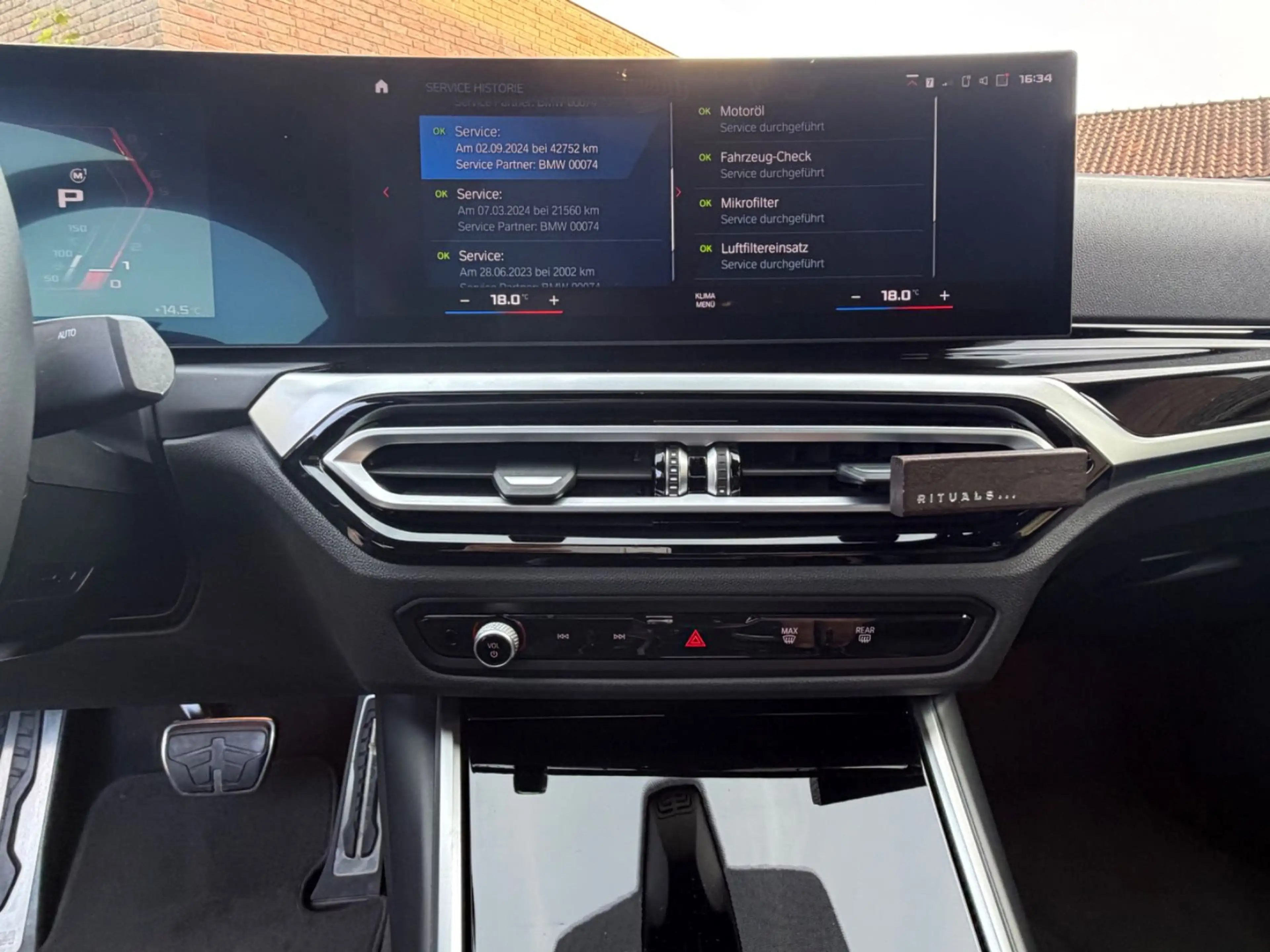 BMW M4 Coupe xDrive Competition Carbon-Dach, HUD, — photo 14