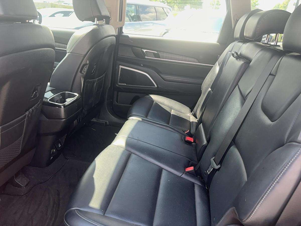 used 2024 Kia Telluride car, priced at $33,444