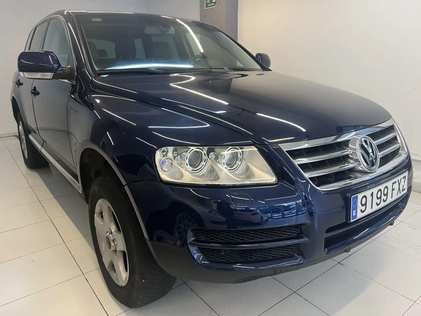 Volkswagen Touareg 2.5TDI R5 Country Tiptronic Blau - 1